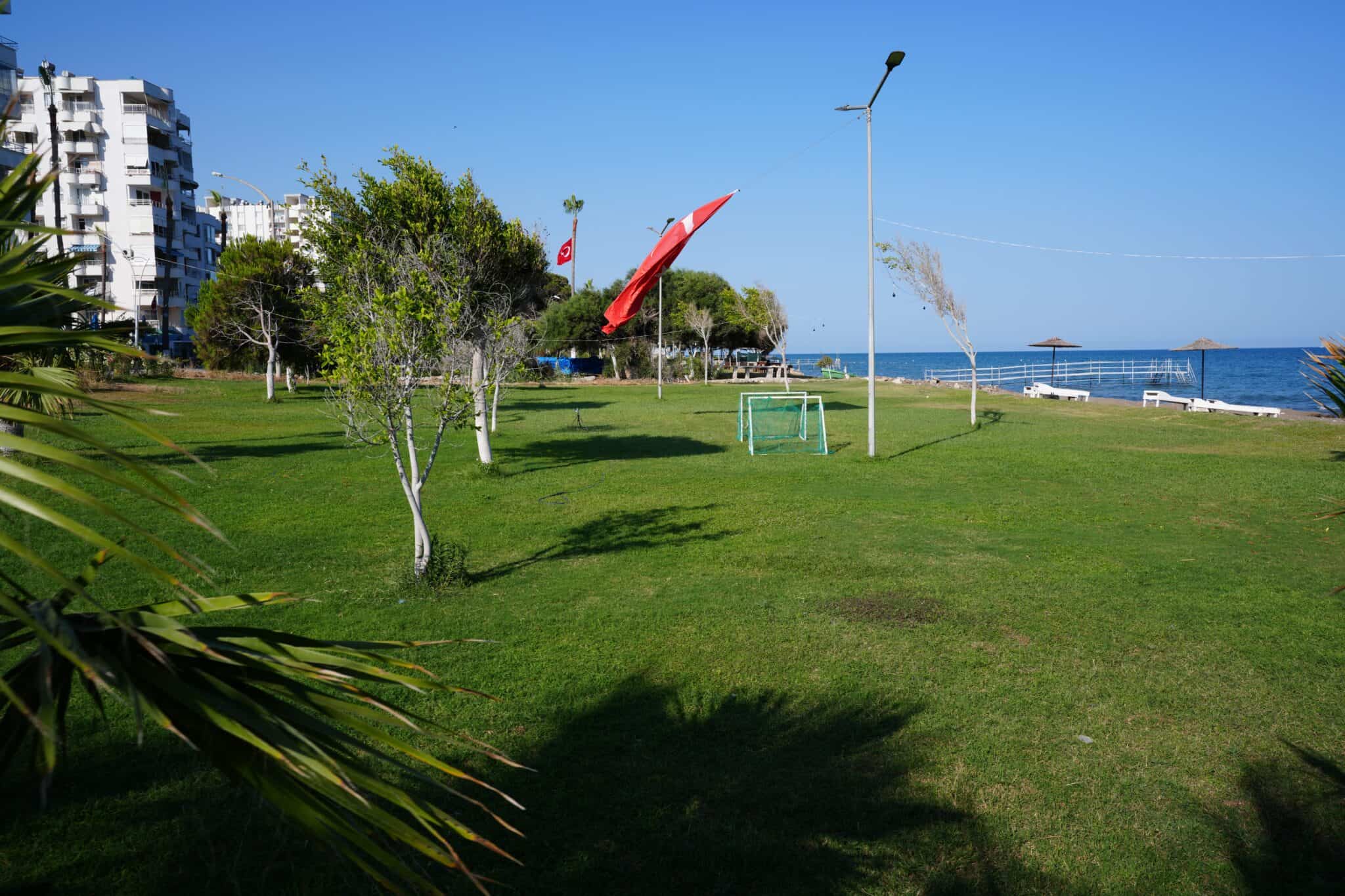 Mersin Erdemli Tömük Tatil Sitesi Ön Blok Satılık 2+1 Köşe Daire