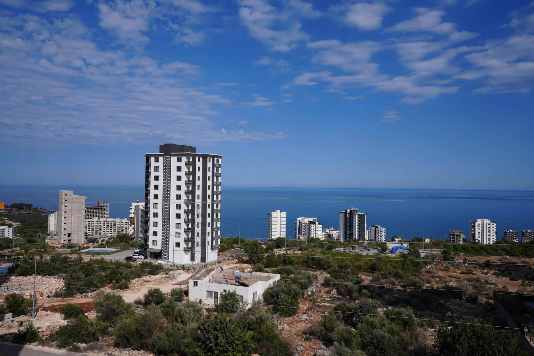 Mersin Erdemli Ayaş Deniz Manzaralı Satılık 2+1 Uygun Daire