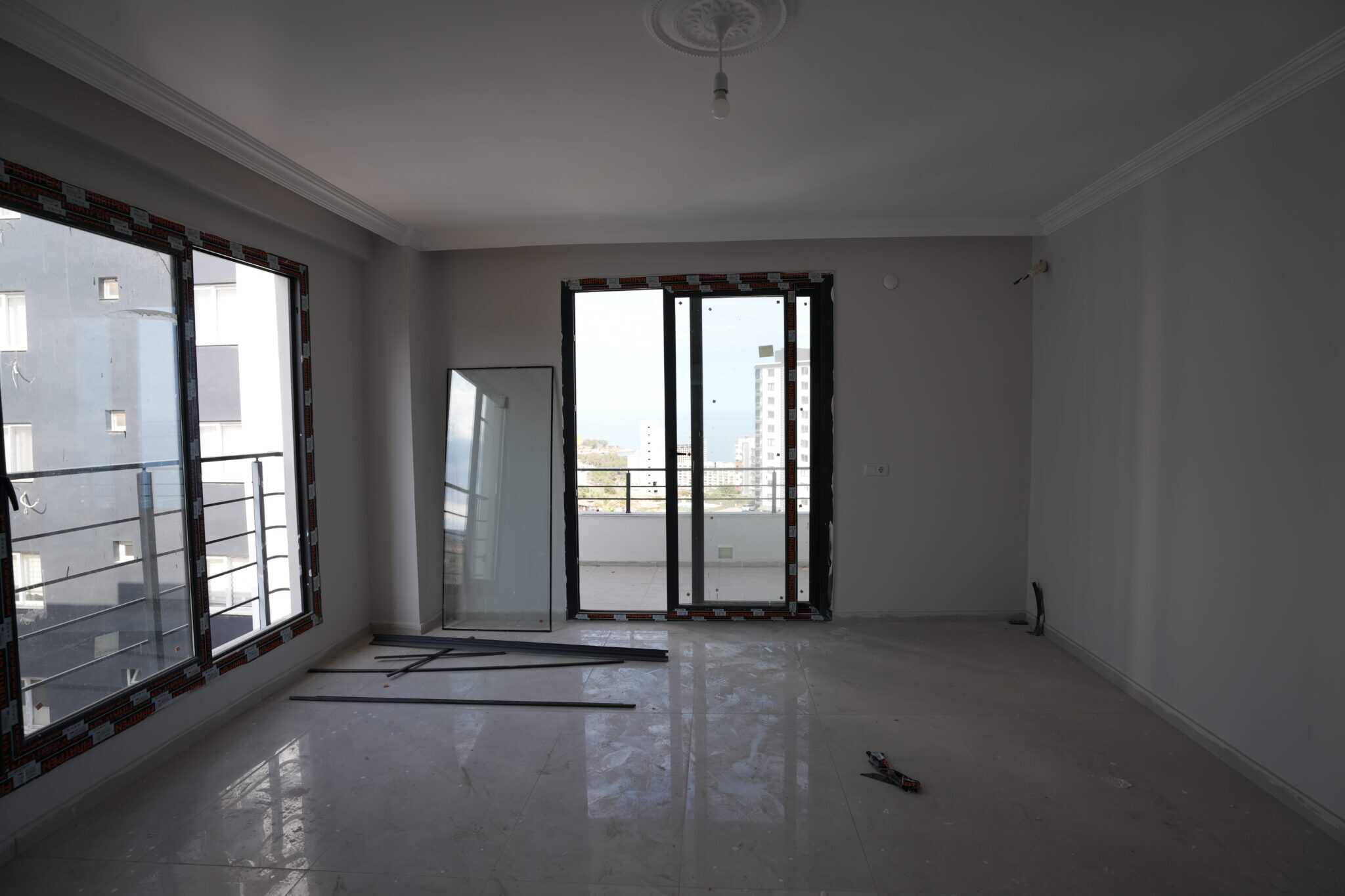 Mersin Erdemli Ayaş Deniz Manzaralı Satılık 2+1 Uygun Daire