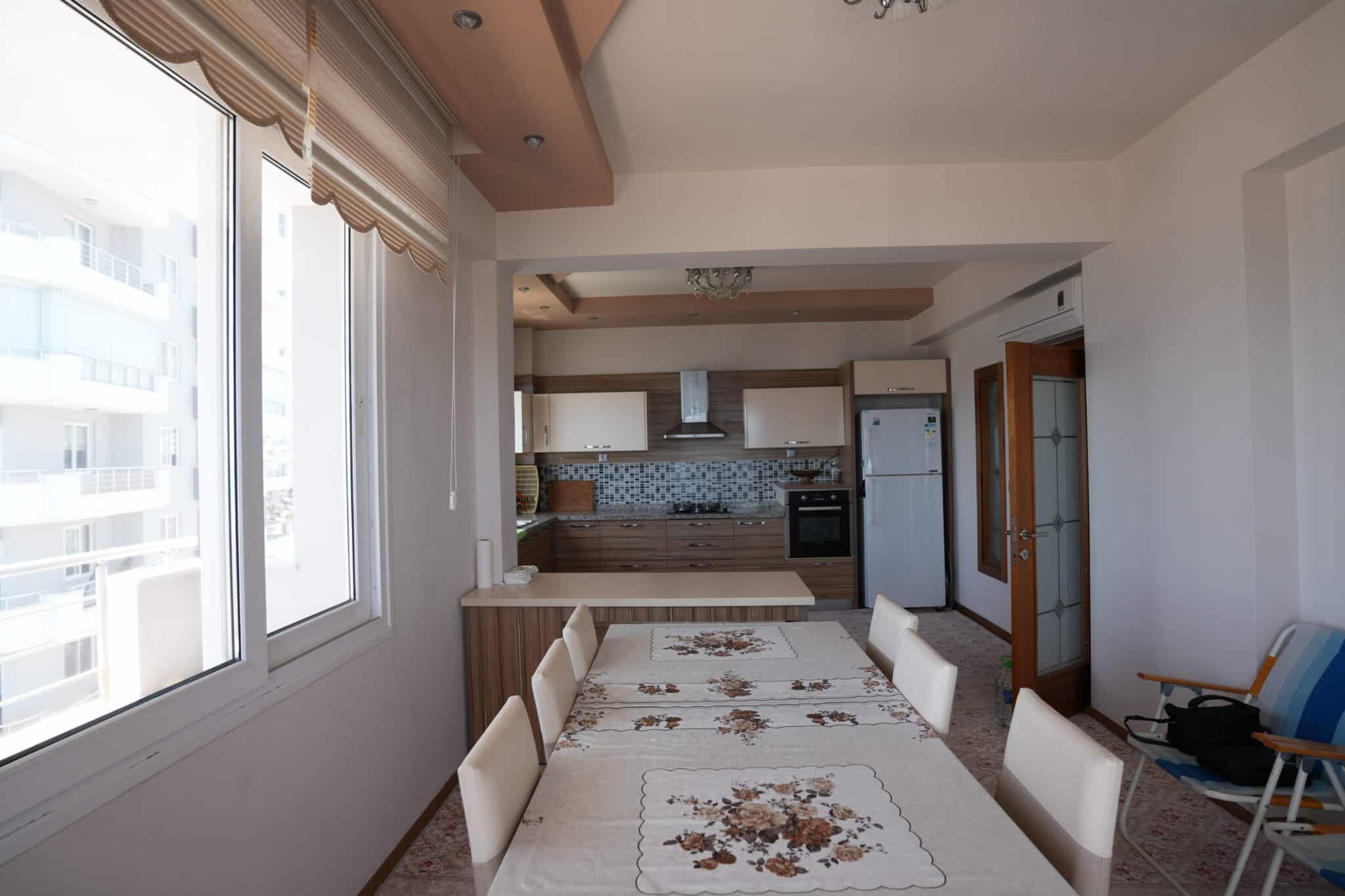 Mersin Erdemli Alatapark Denize Sıfır Satılık 4+1  Bakımlı Daire