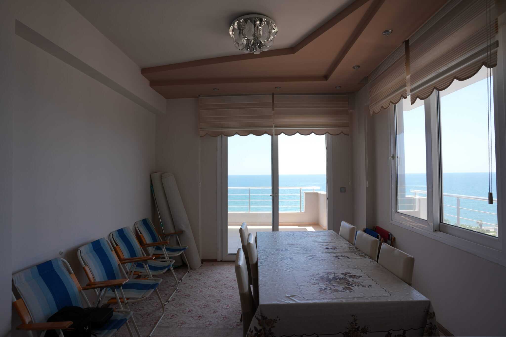 Mersin Erdemli Alatapark Denize Sıfır Satılık 4+1  Bakımlı Daire