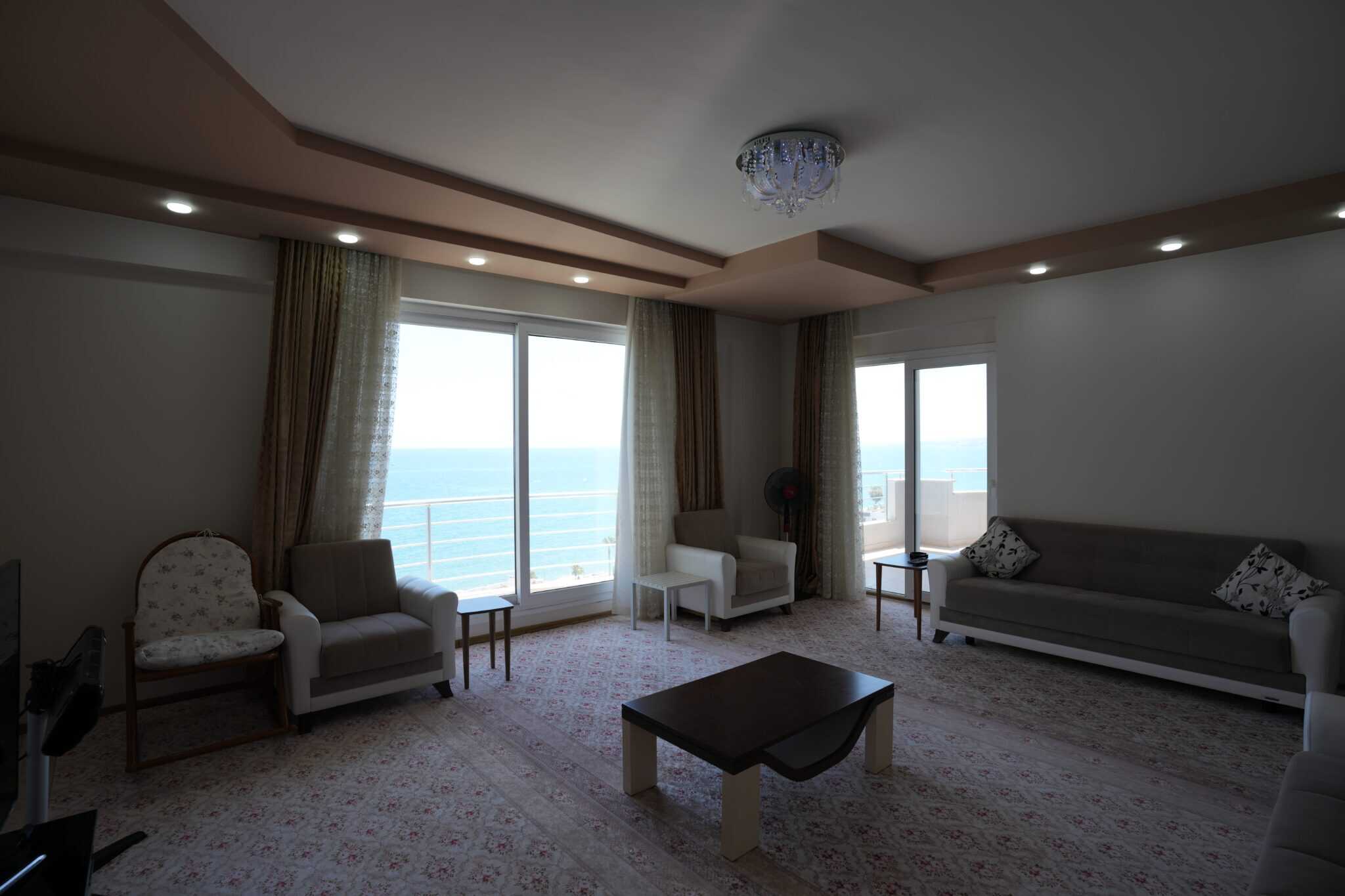 Mersin Erdemli Alatapark Denize Sıfır Satılık 4+1  Bakımlı Daire