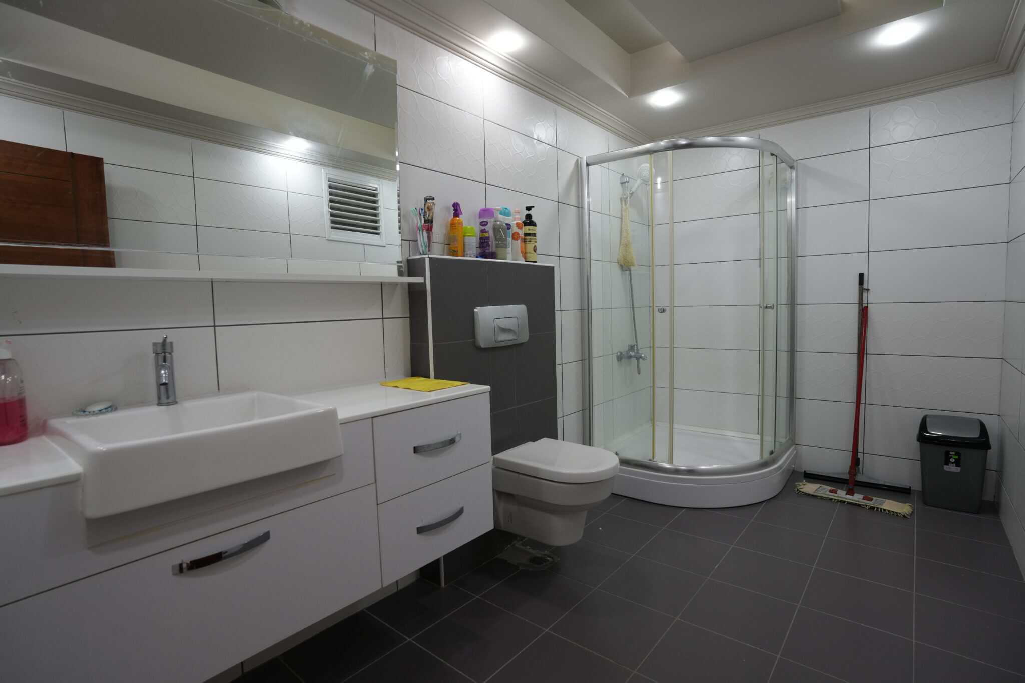 Mersin Erdemli Alatapark Denize Sıfır Satılık 4+1  Bakımlı Daire