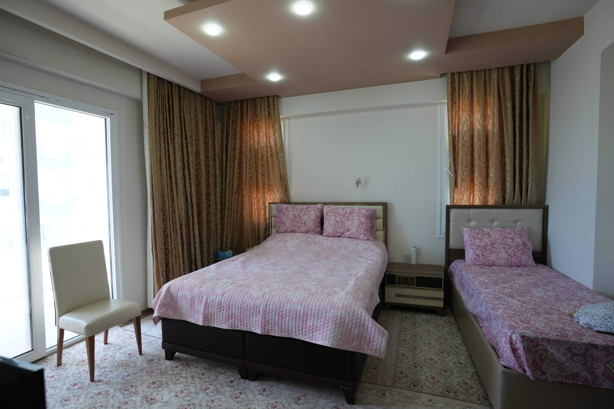 Mersin Erdemli Alatapark Denize Sıfır Satılık 4+1  Bakımlı Daire