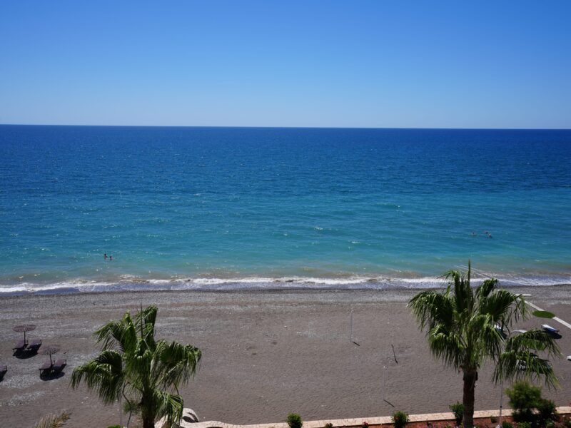 Mersin Arpaçbahşiş Denize Sıfır Flamingo 1 Sitesi 3+1 Satılık Köşe Daire