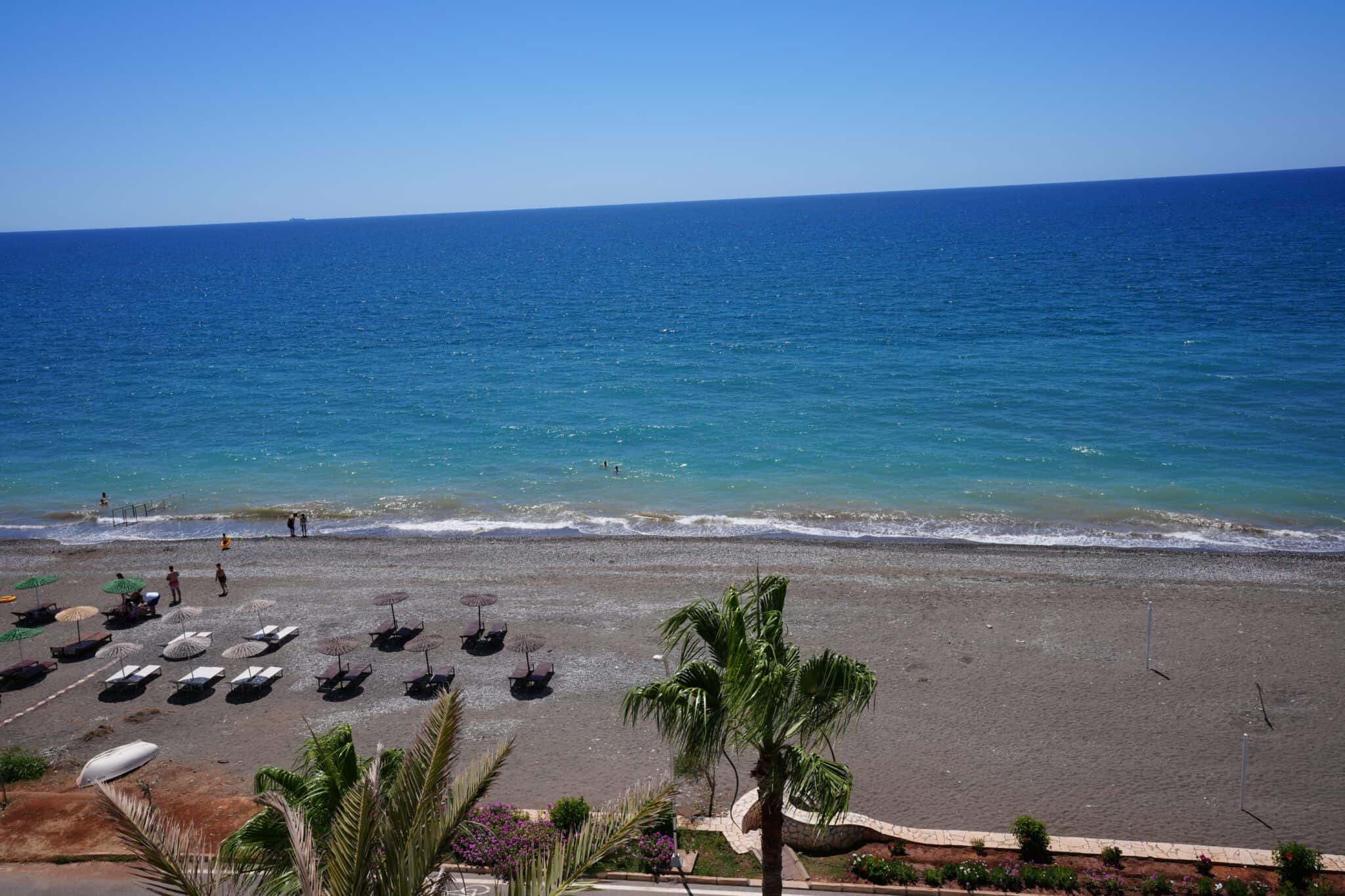 Mersin Arpaçbahşiş Denize Sıfır Flamingo 1 Sitesi 3+1 Satılık Köşe Daire