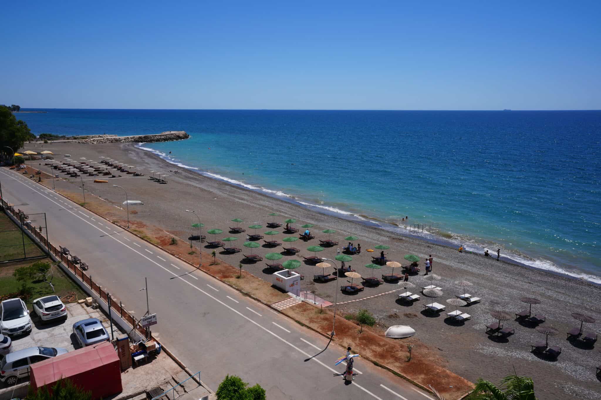 Mersin Arpaçbahşiş Denize Sıfır Flamingo 1 Sitesi 3+1 Satılık Köşe Daire