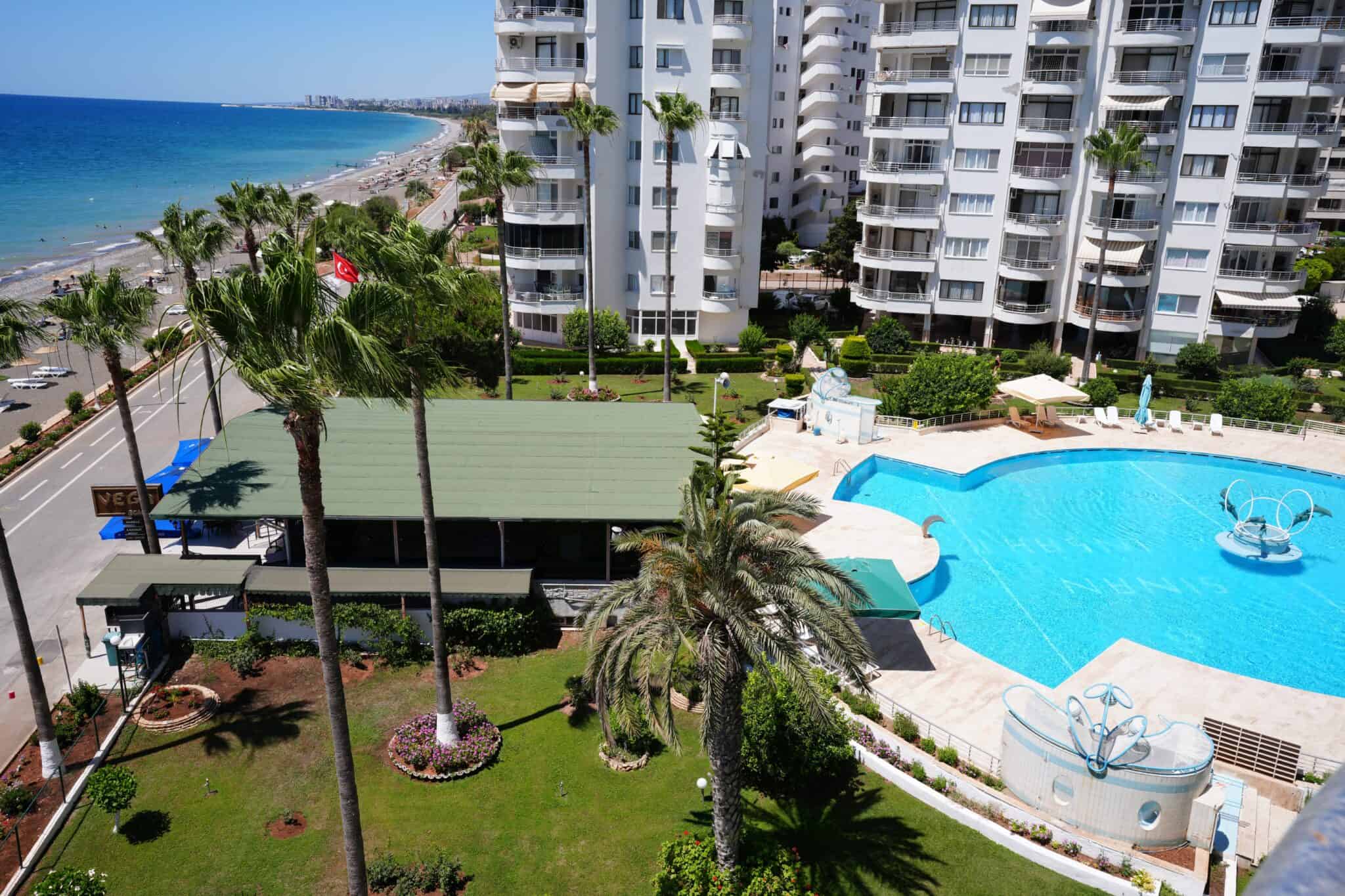 Mersin Arpaçbahşiş Denize Sıfır Flamingo 1 Sitesi 3+1 Satılık Köşe Daire