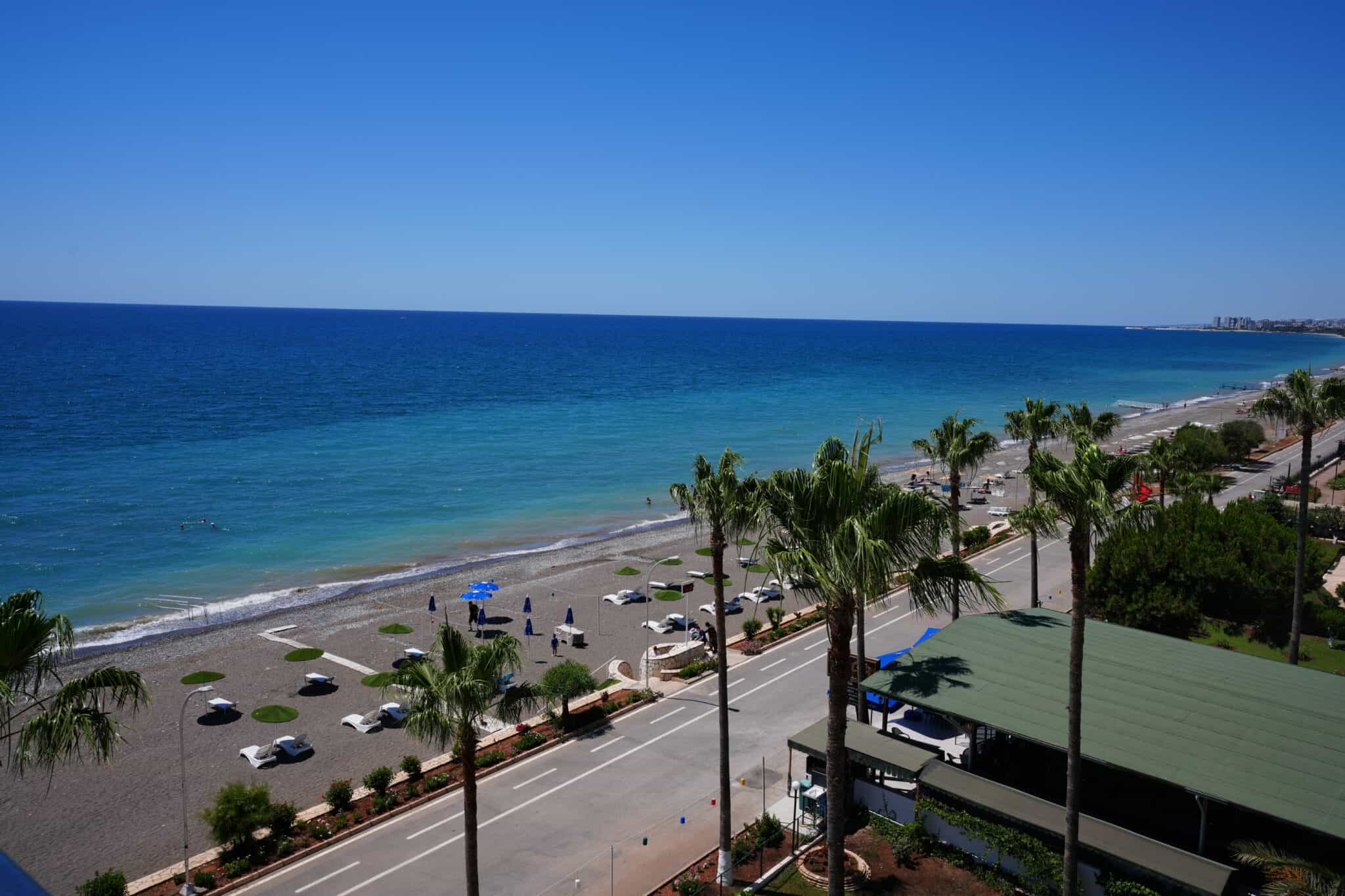 Mersin Arpaçbahşiş Denize Sıfır Flamingo 1 Sitesi 3+1 Satılık Köşe Daire