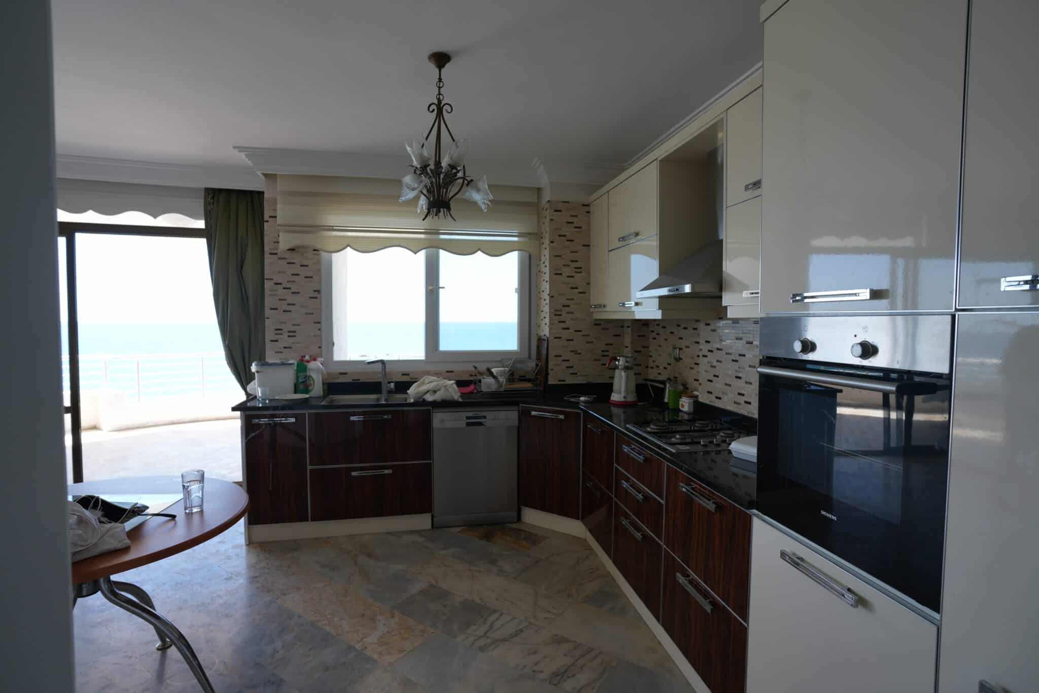Mersin Arpaçbahşiş Denize Sıfır Flamingo 1 Sitesi 3+1 Satılık Köşe Daire