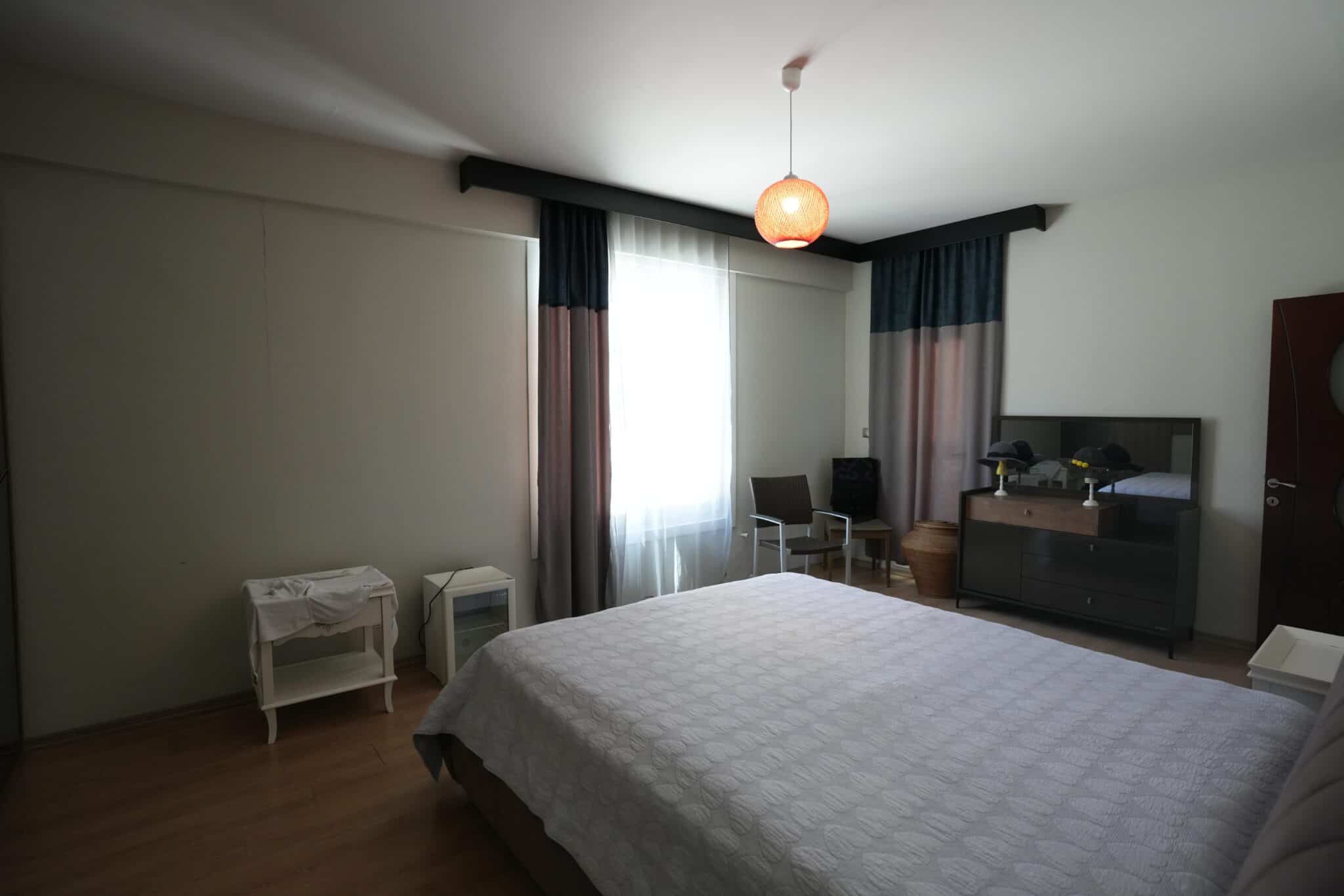 Mersin Erdemli Alata Oba Plaza Satılık 4+1 Teras Katı Daire