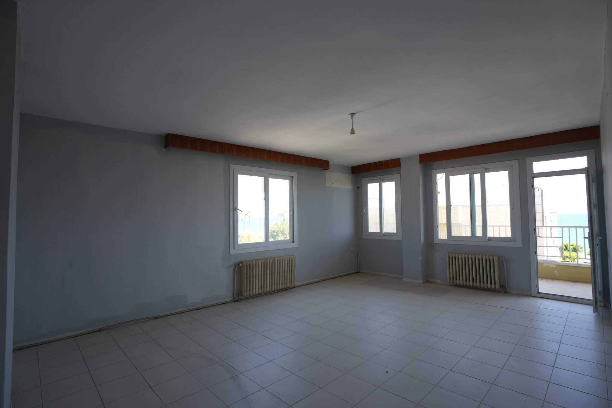 Mersin Erdemli Center Sea View For Sale 3+1 Apartment