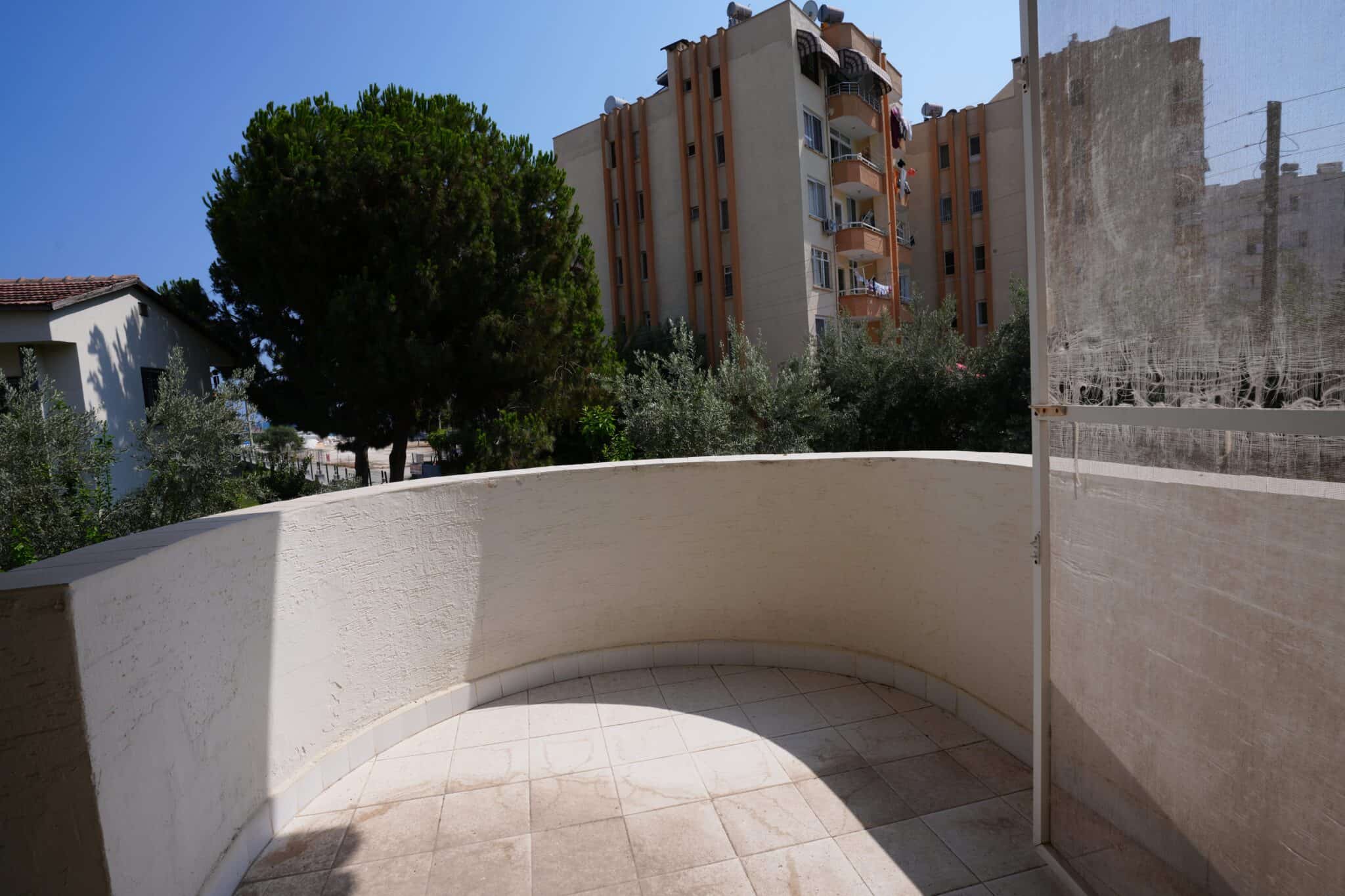 Villa's te koop in Mersin Erdemli Tömük Marina Güney - Gemeubileerde villa met 3 slaapkamers