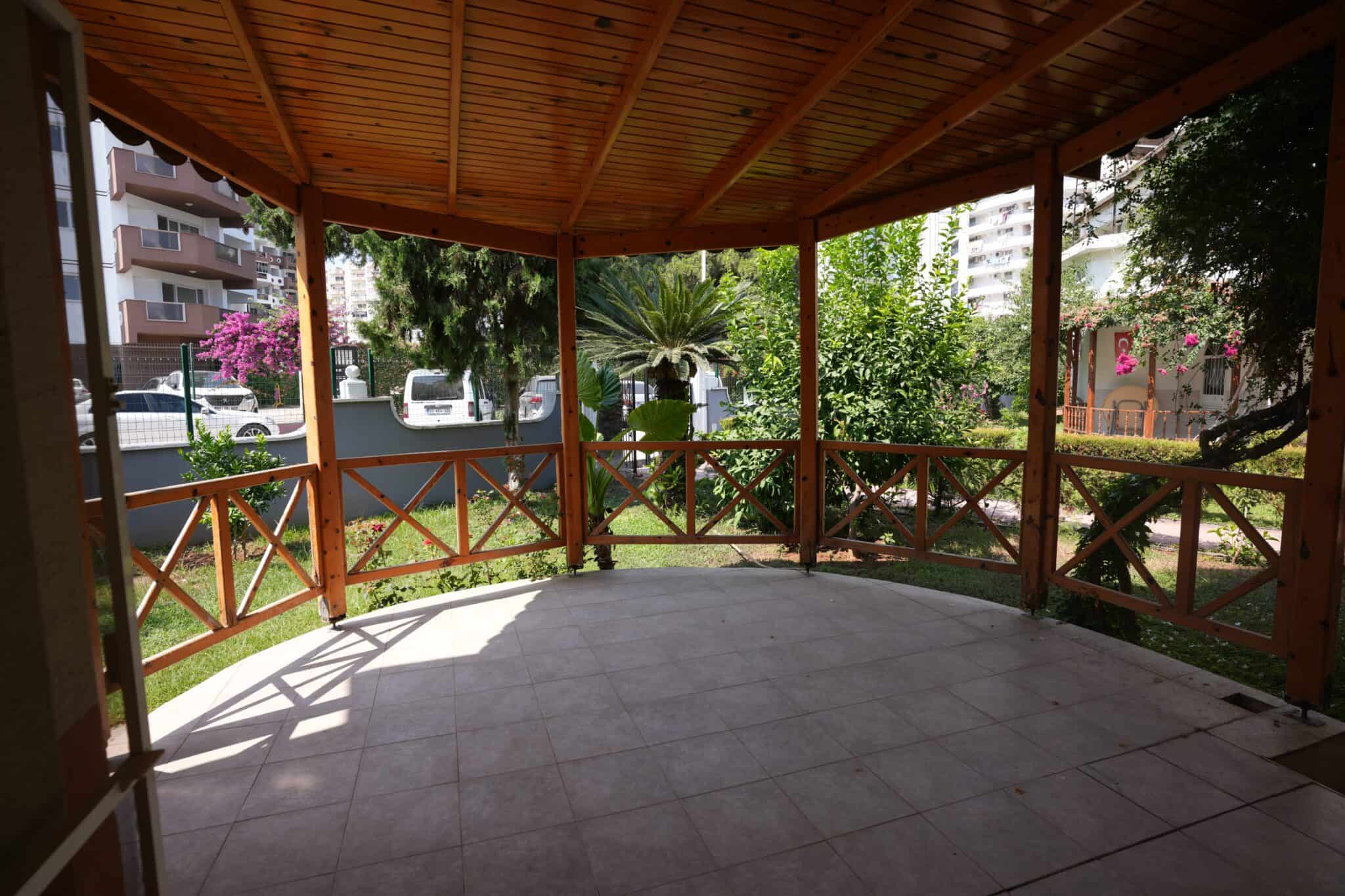 Villa's te koop in Mersin Erdemli Tömük Marina Güney - Gemeubileerde villa met 3 slaapkamers
