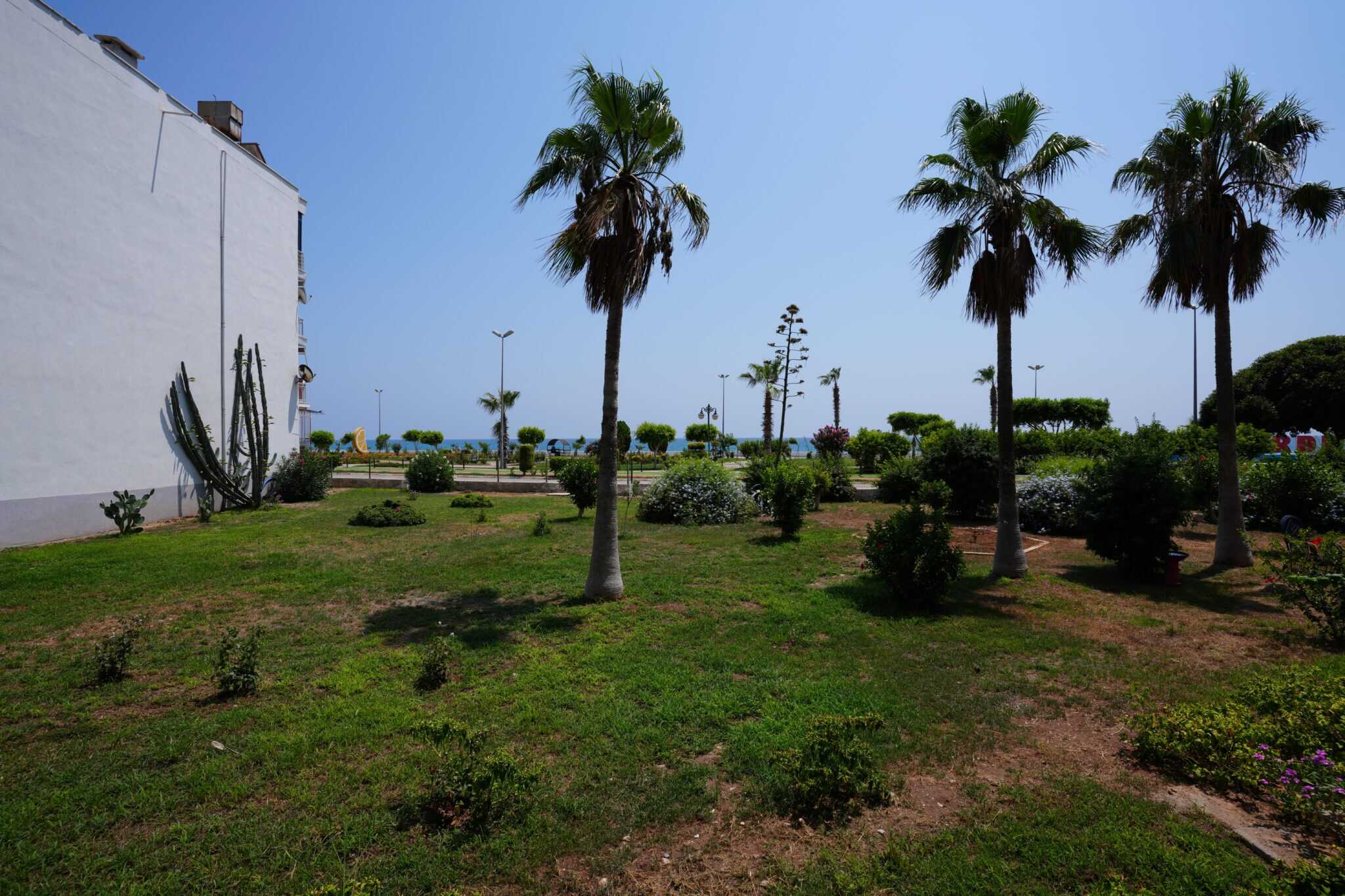 Mersin Erdemli Erciyes Sitesi Satılık Ön Blok Full Bakımlı Bahçe Katı Daire