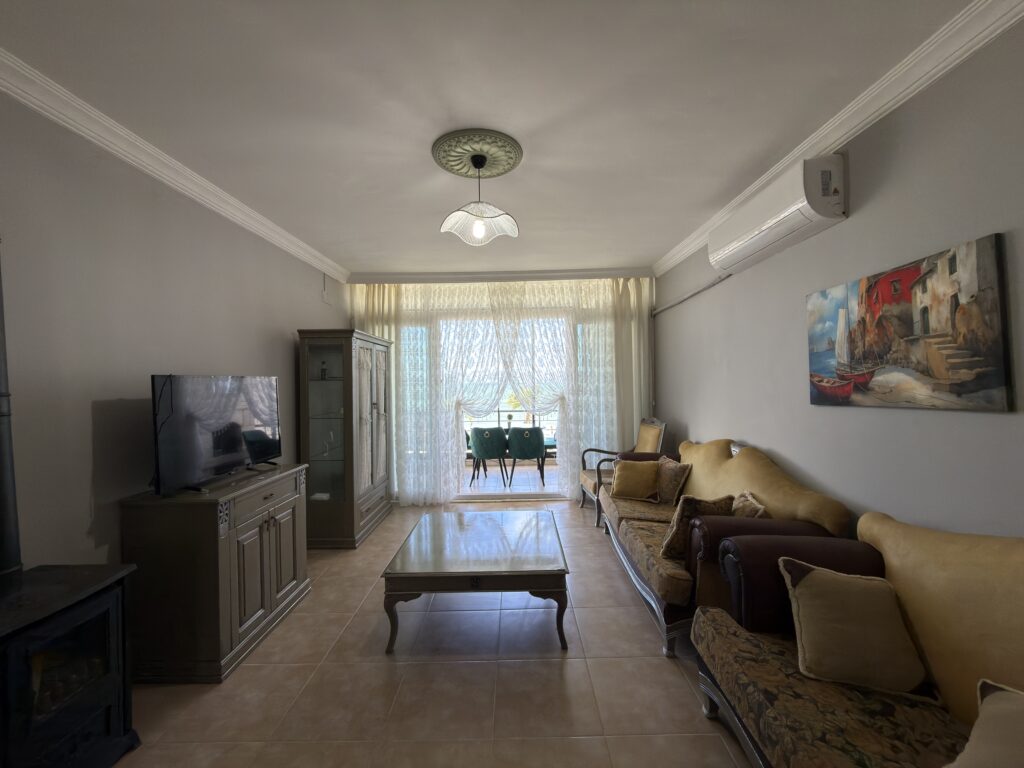 Appartement aan zee te koop in het Erciyes-complex, Erdemli Front Block, Mersin