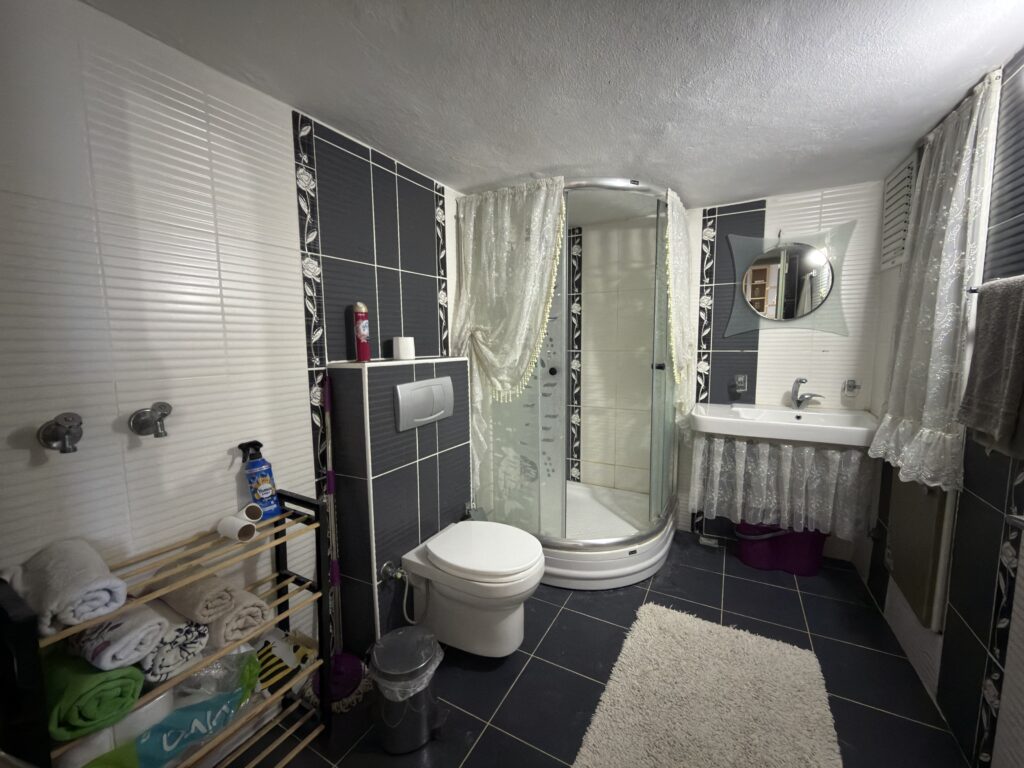 Appartement aan zee te koop in het Erciyes-complex, Erdemli Front Block, Mersin