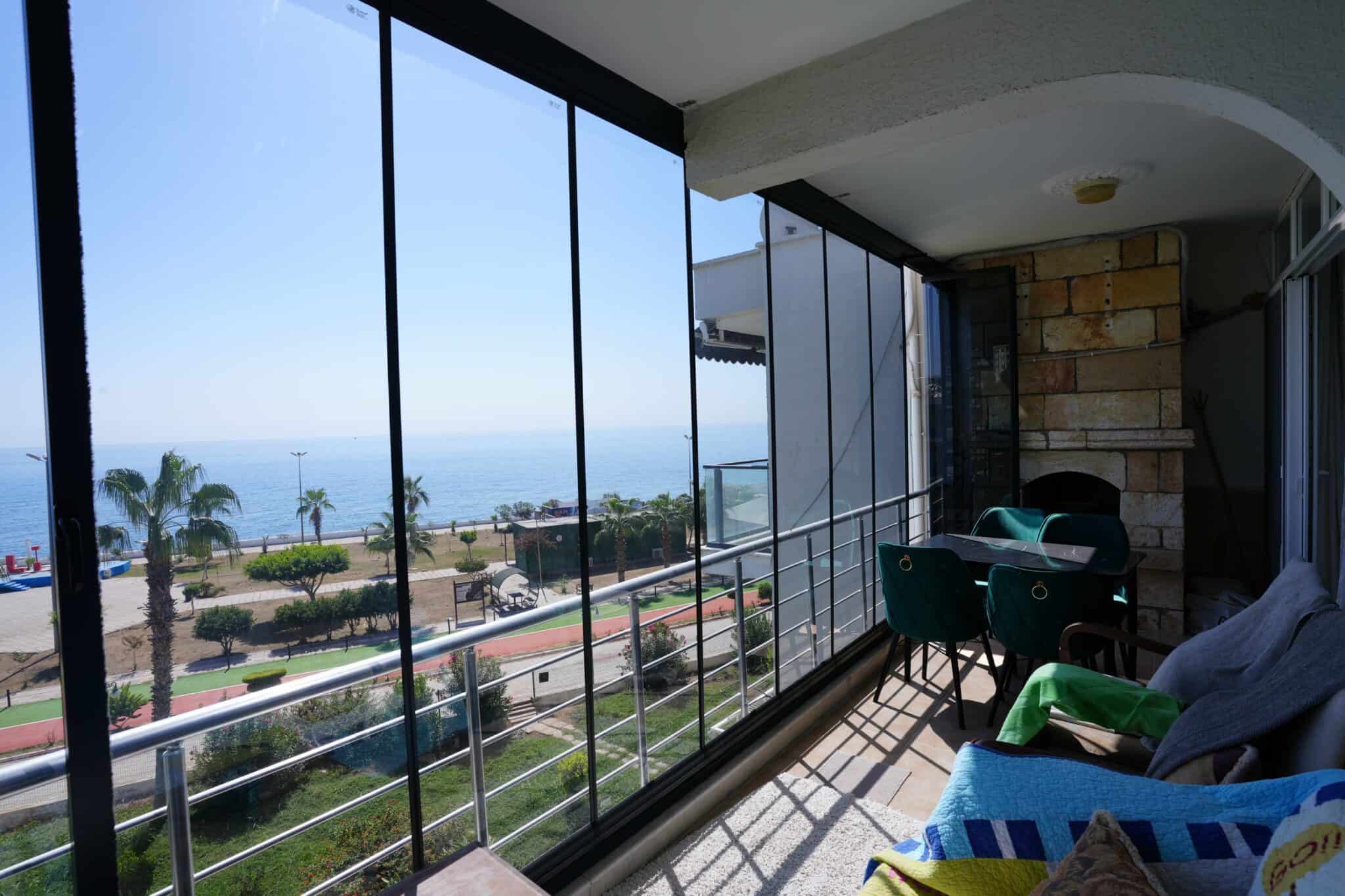 Appartement aan zee te koop in het Erciyes-complex, Erdemli Front Block, Mersin