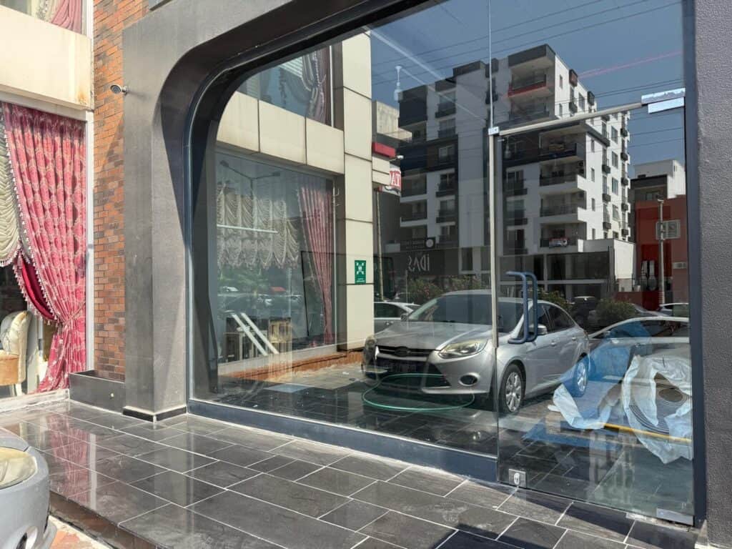 Mersin Erdemli Alata Mahallesi Ana Yola Sıfır Satılık  Dükkan