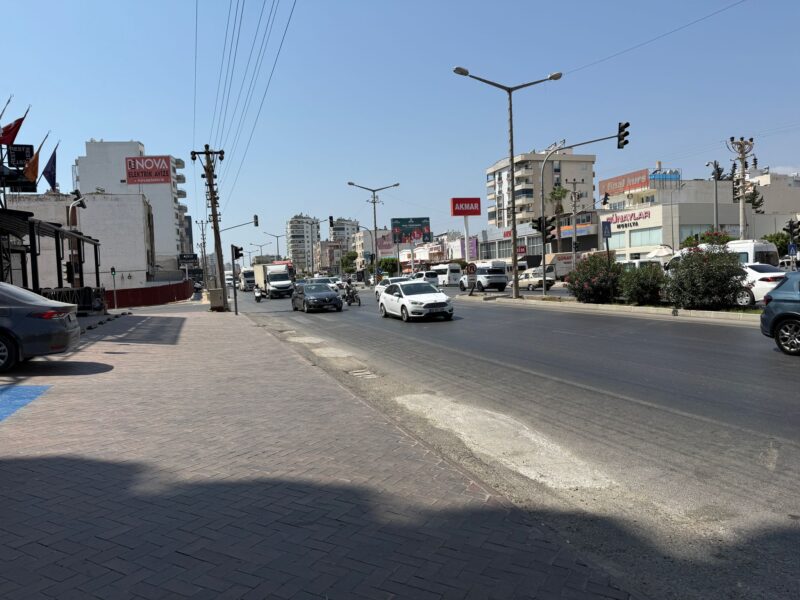 Mersin Erdemli Alata Mahallesi Ana Yola Sıfır Satılık  Dükkan