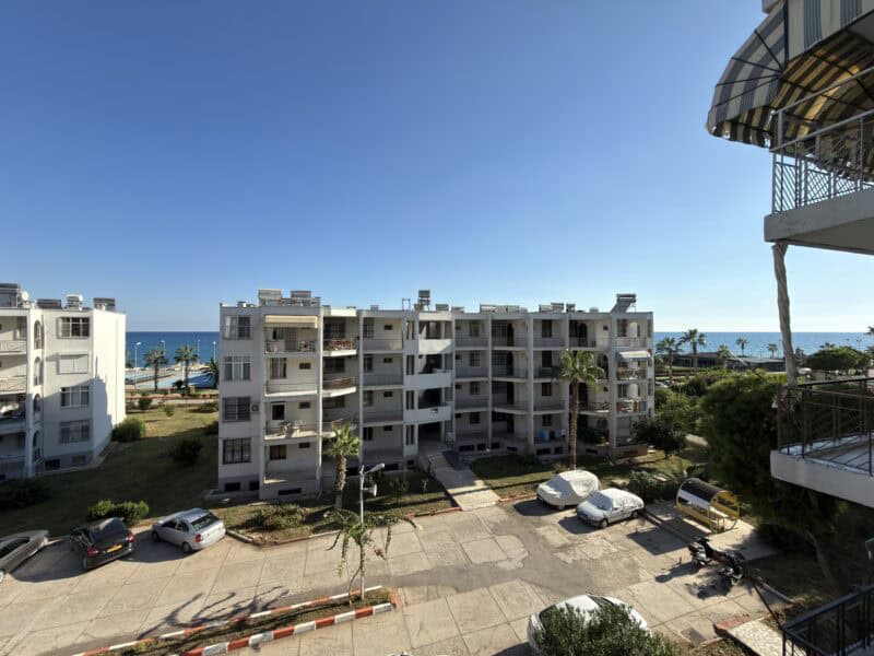 Mersin Erdemli Merkez Denize Sıfır Erciyes Sitesi Satılık 2+1  Daire