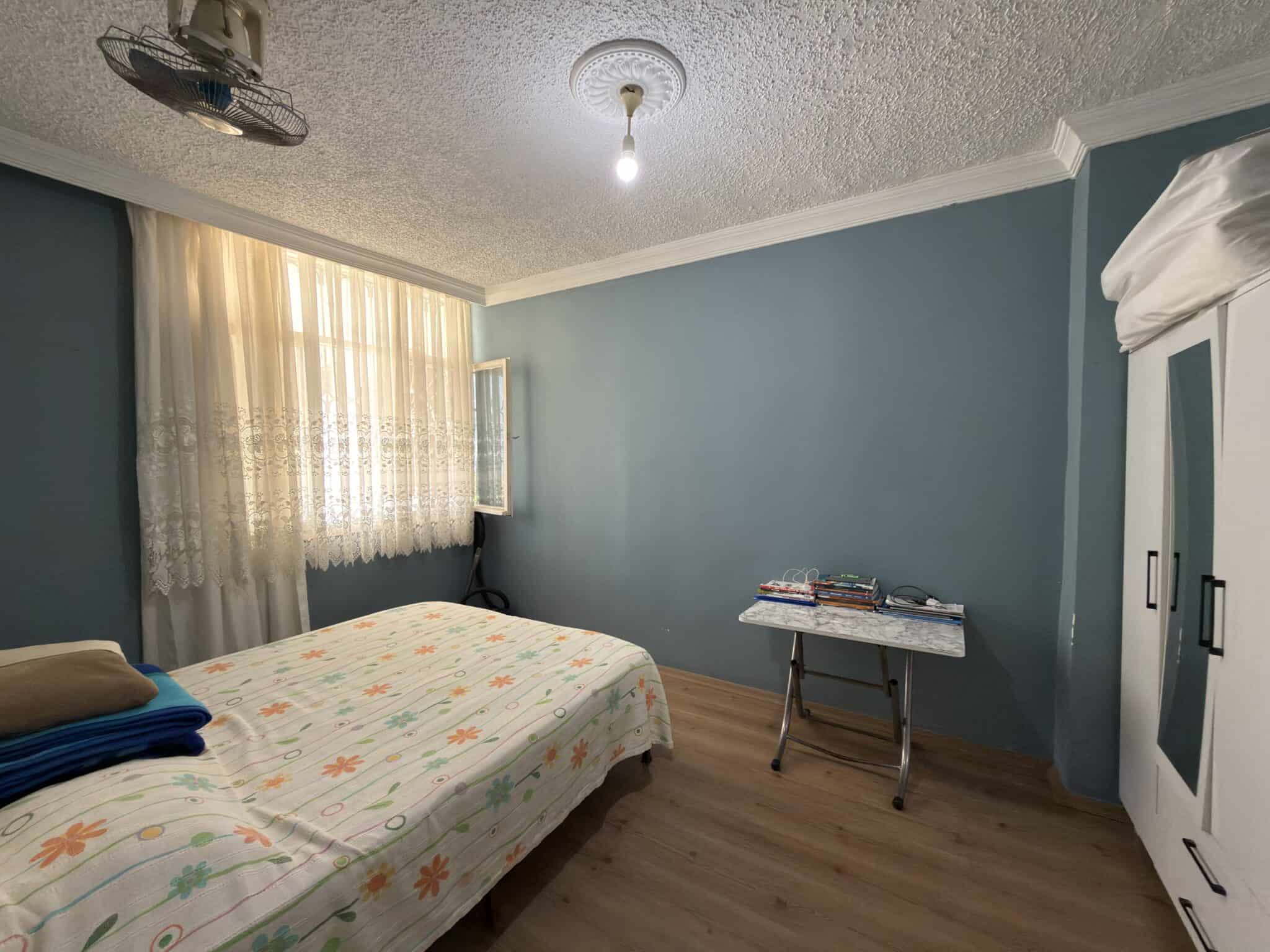 Appartement met 2 slaapkamers te koop in het Erciyes-complex, direct aan de kust in Mersin, Erdemli