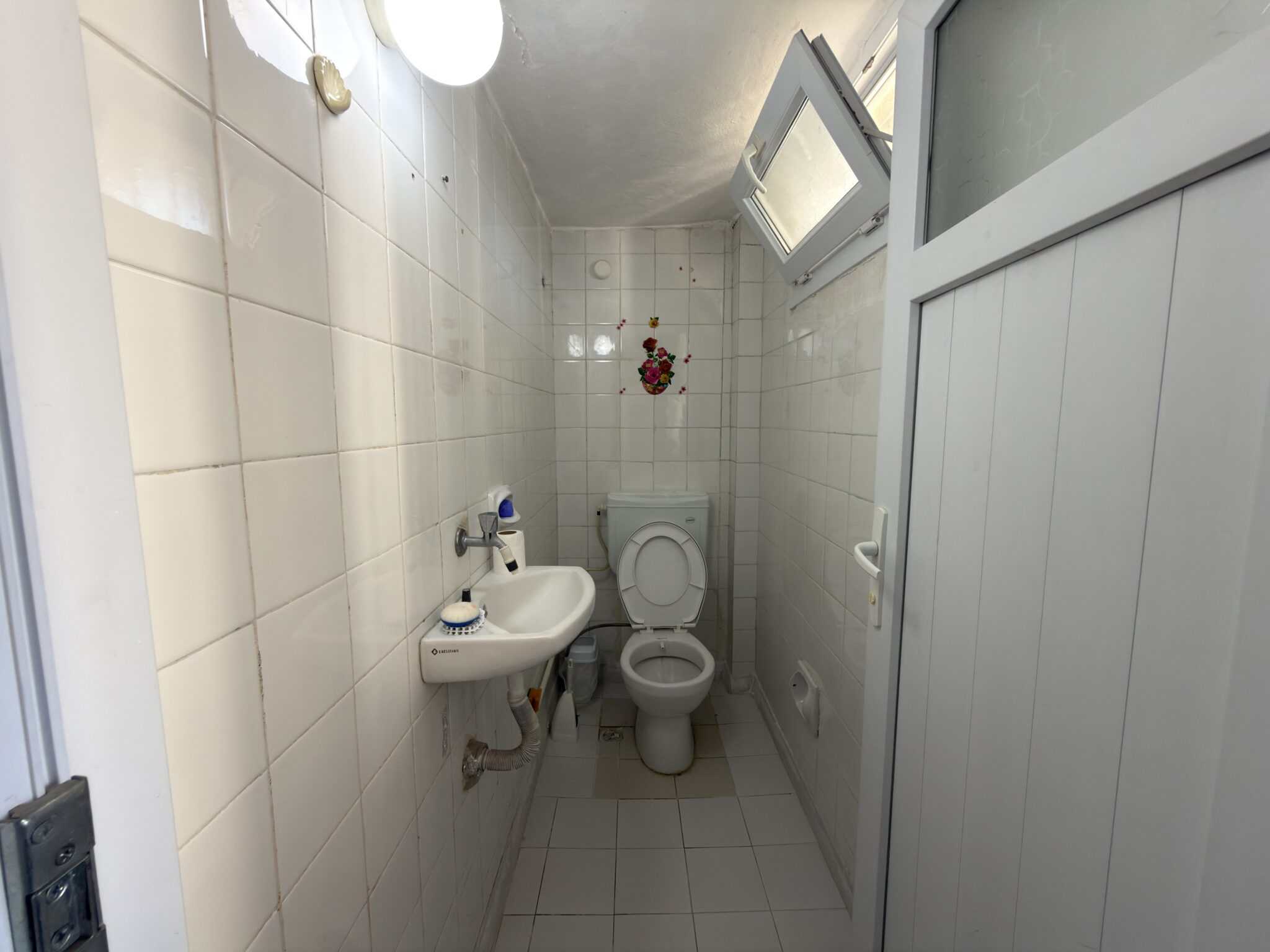 Appartement met 2 slaapkamers te koop in het Erciyes-complex, direct aan de kust in Mersin, Erdemli