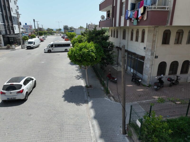 Mersin Erdemli Alata Mahallesi Gençlik Caddesi Denize Yakın Kiralık Dükkan