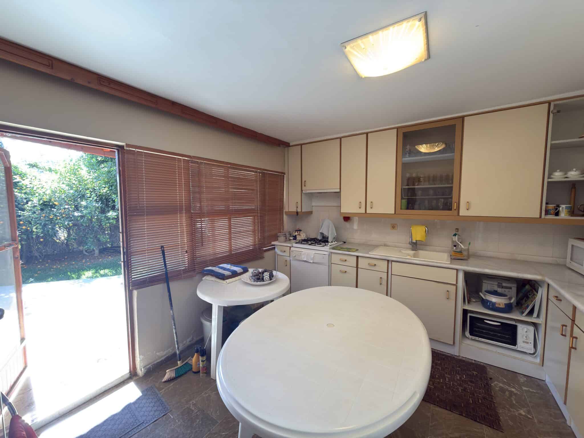 Mersin Silifke Susanoğlu Denize Sıfır  Susankent Sitesi  Eşyalı  Satılık 2.5+1 Villa