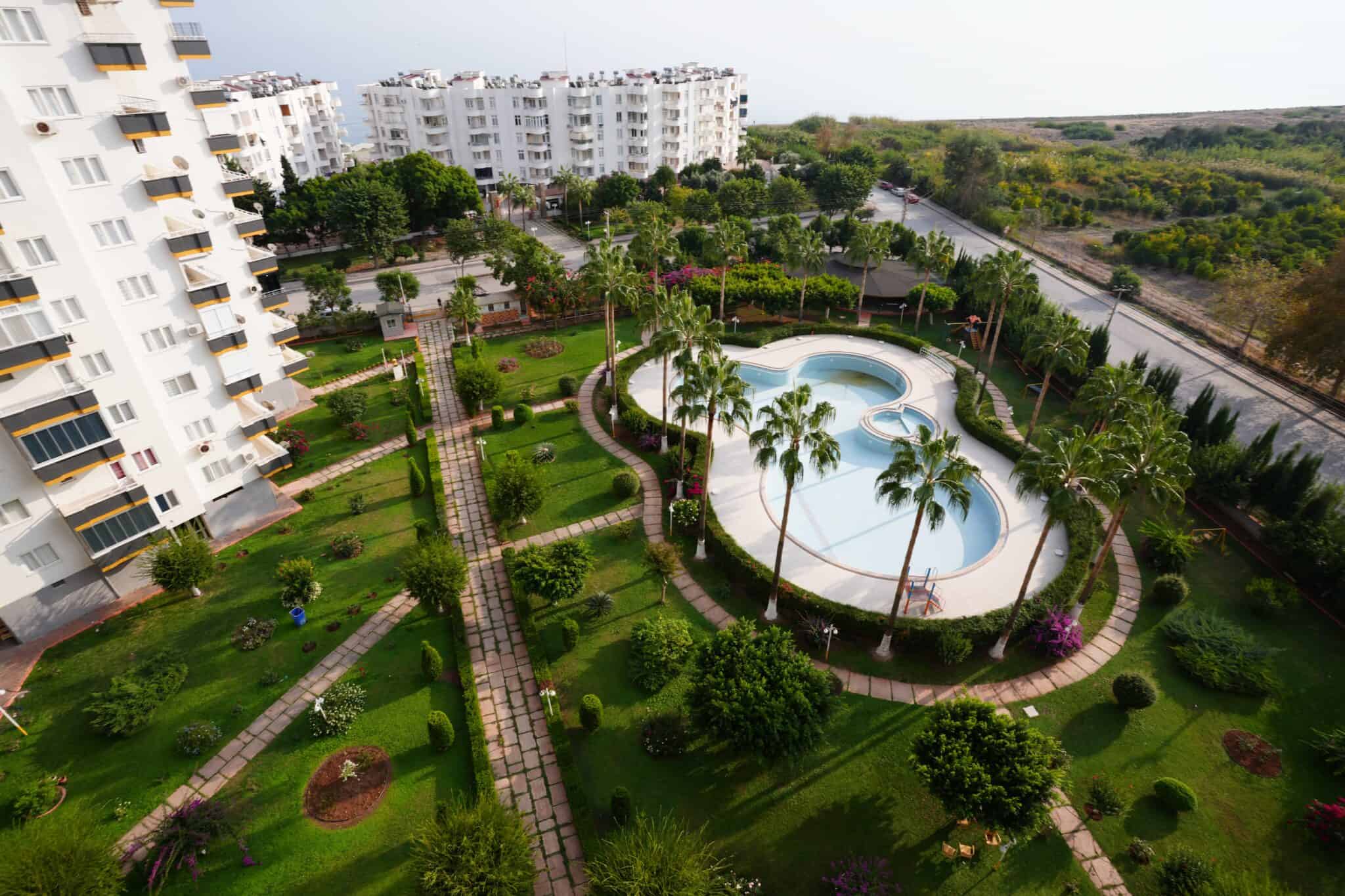 Mersin Arpaçbahşiş Gümüşdere Tatil Sitesi 3+1 Satılık Köşe Daire