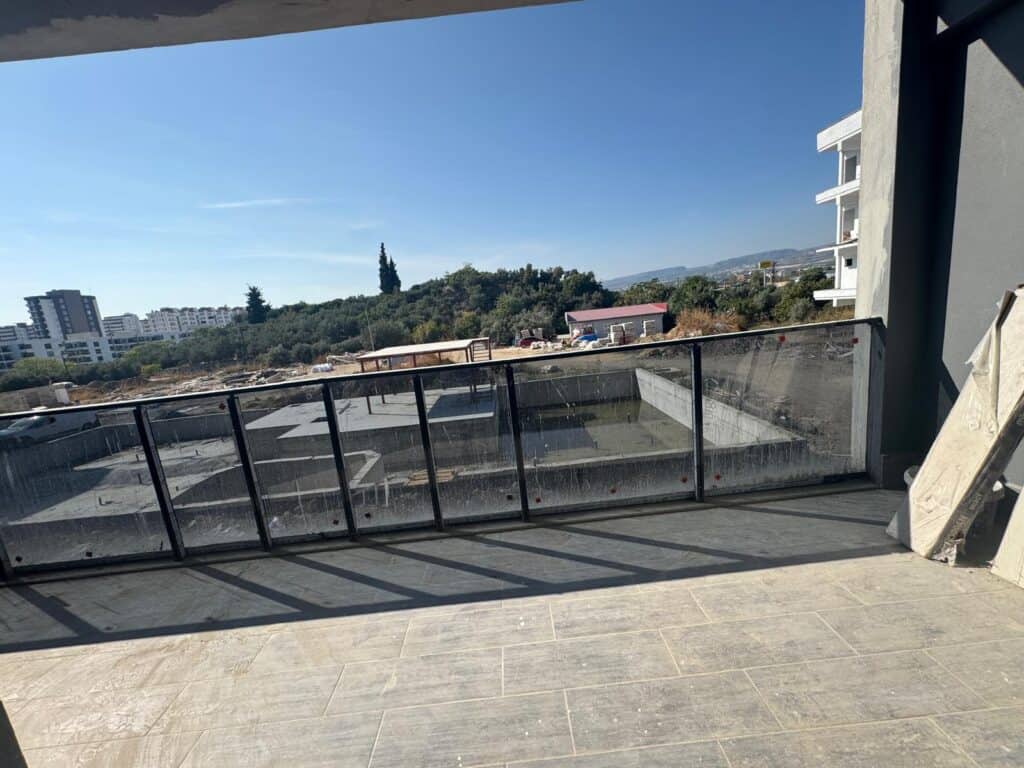 Mersin Erdemli Tömük Yatay Mimari Green Park Satılık 1+1 Daire
