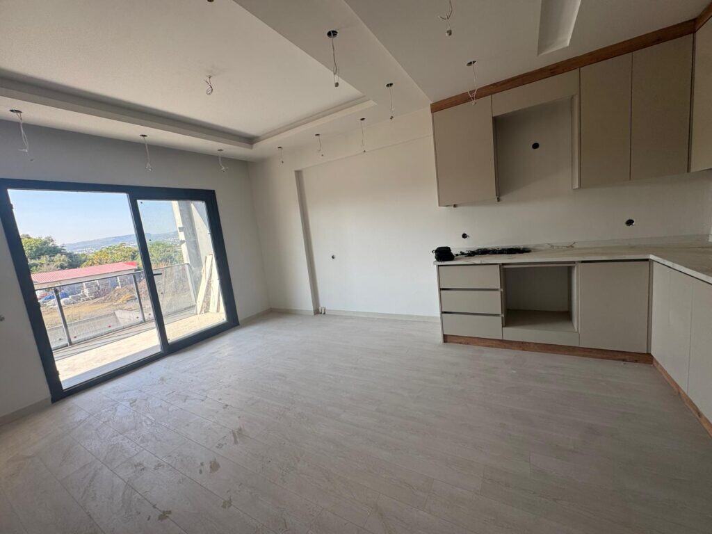 Mersin Erdemli Tömük Yatay Mimari Green Park Satılık 1+1 Daire