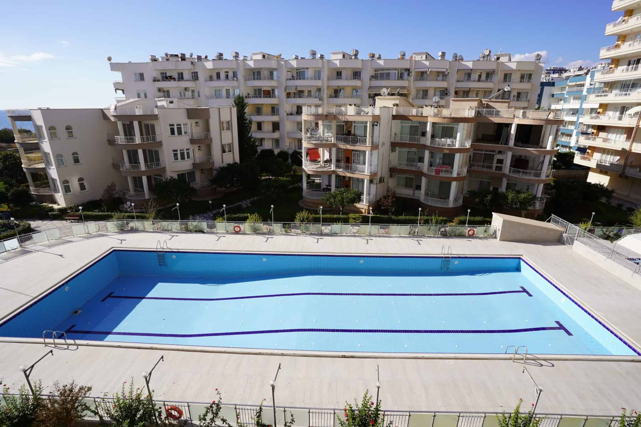 Mersin Tömük Tropik Tatil Sitesi Eşyalı Satılık 2+1 Daire