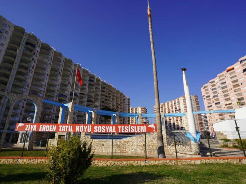 Tömük Ziya Erden Tatil Köyü 3+1 Köşe Daire