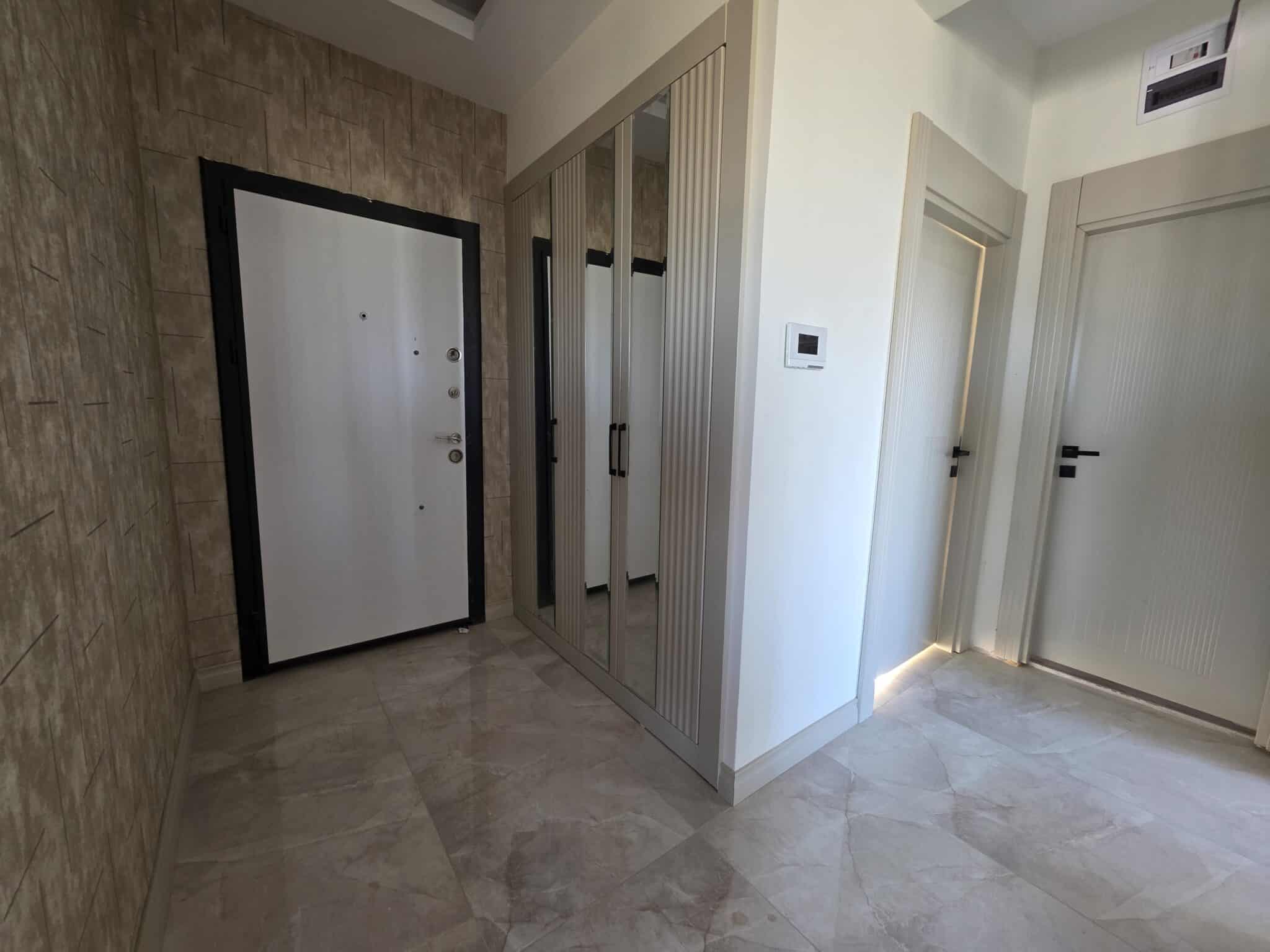 Hoekappartement met 2+1 slaapkamers te koop in Perfect Life 1, Erdemli, Mersin