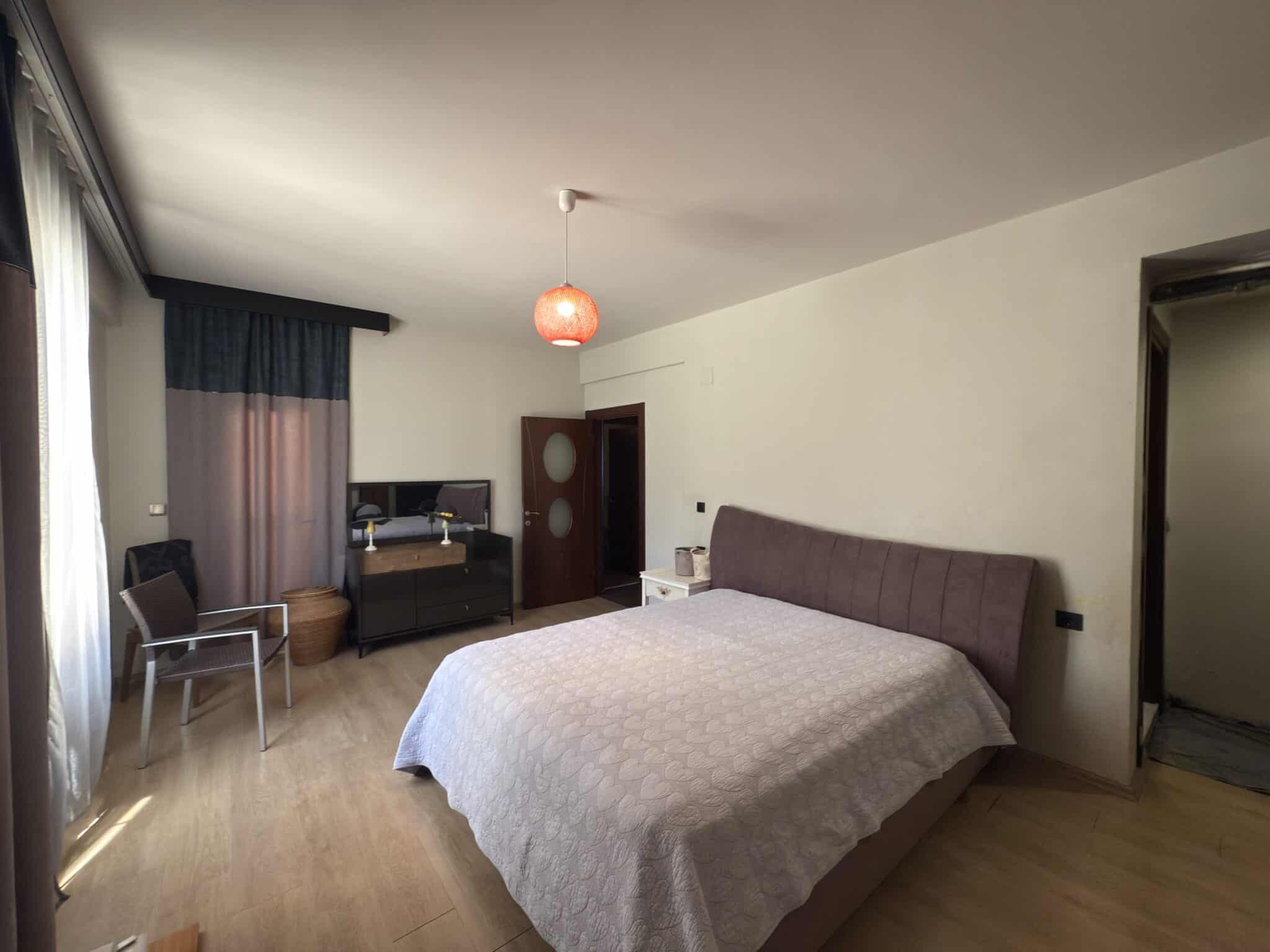 Mersin Erdemli Alata Oba Plaza Kiralık  4+1 Teras Katı  Daire
