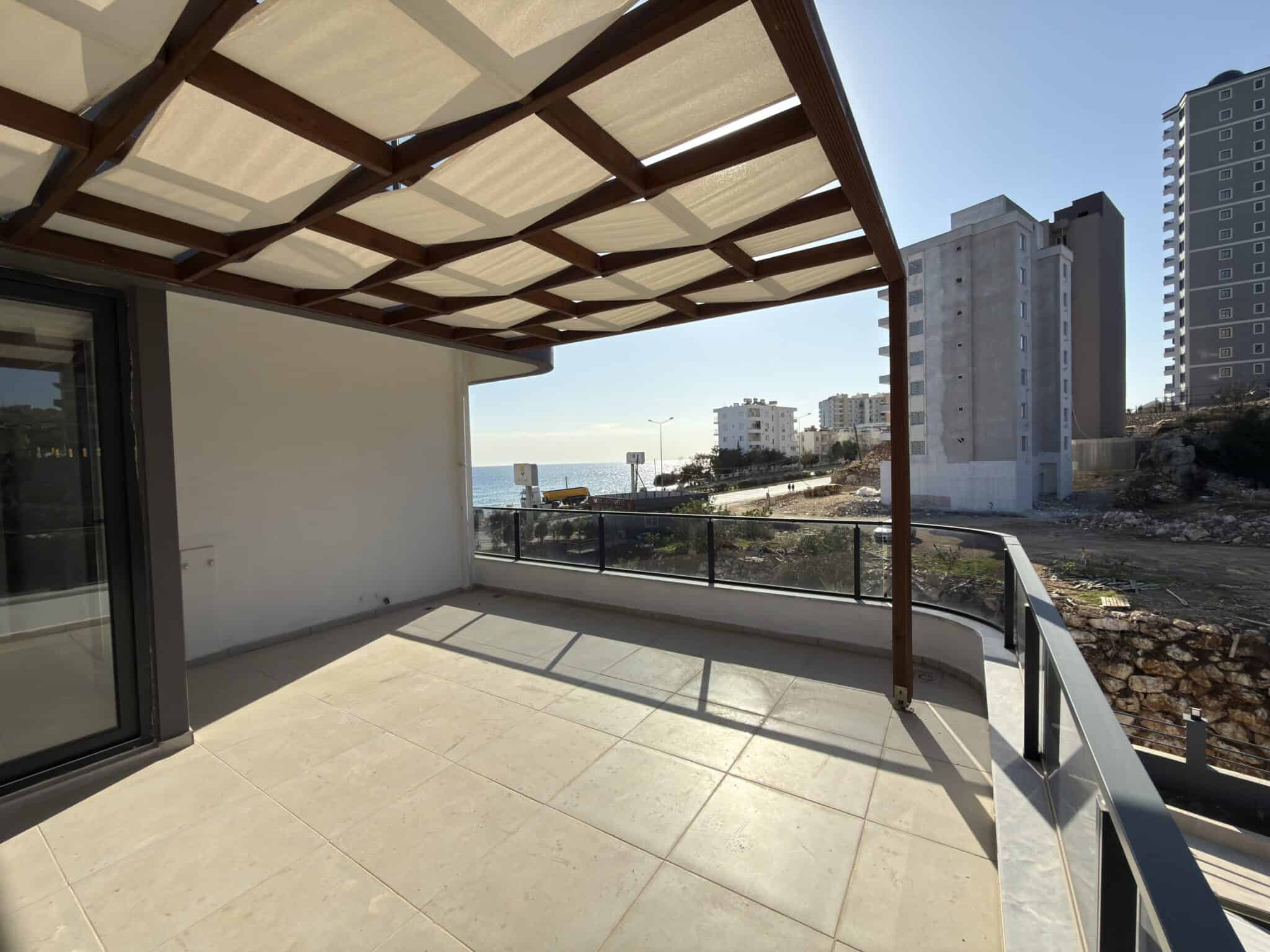 Квартира 3+1 с видом на море в жилом комплексе Ayaş Iraöz Suits, Эрдемли, Мерсин