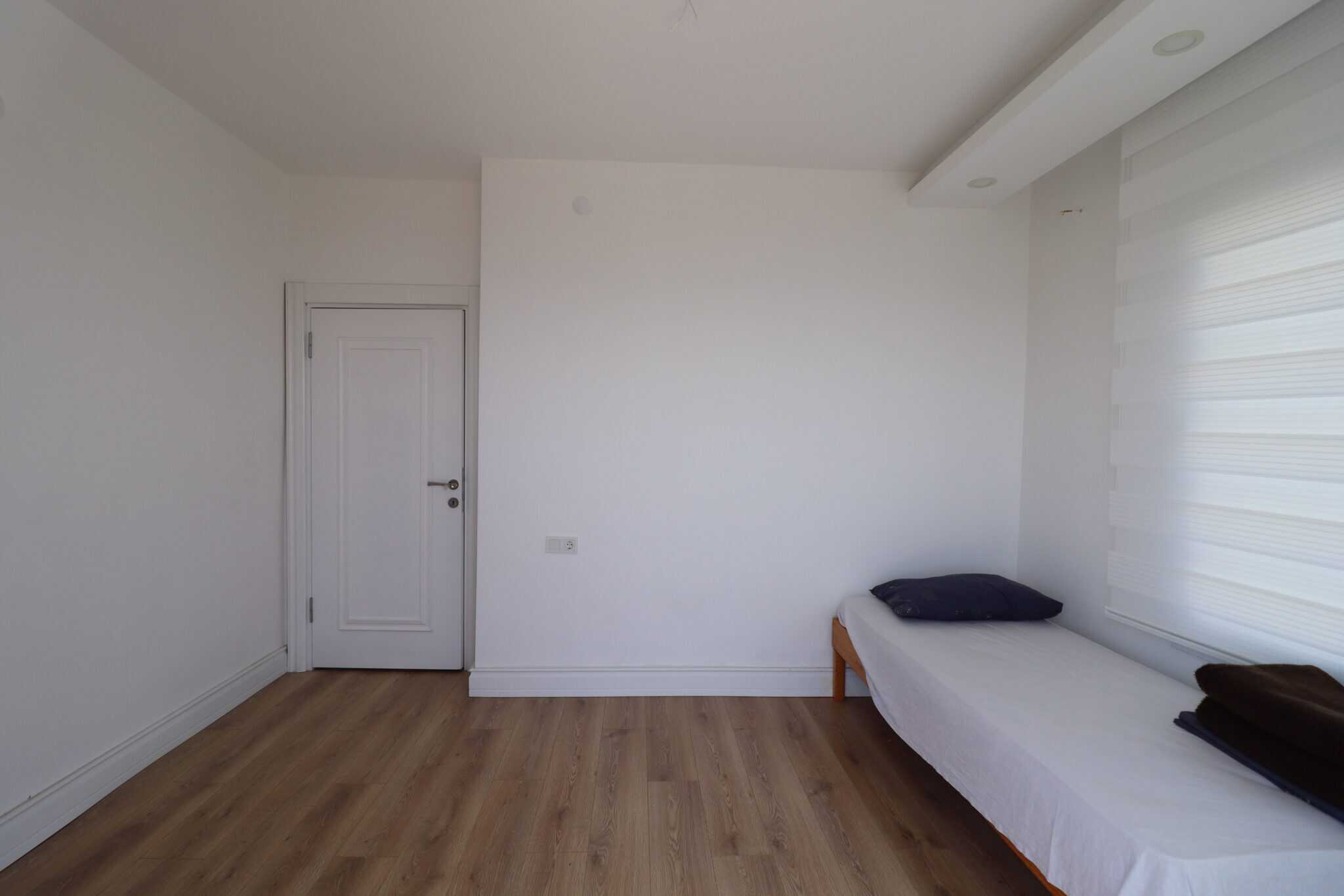 Mersin Silifke Narlıkuyu Denize Sıfır  Nazar Sitesi Satılık 4+1  Lüks Villa