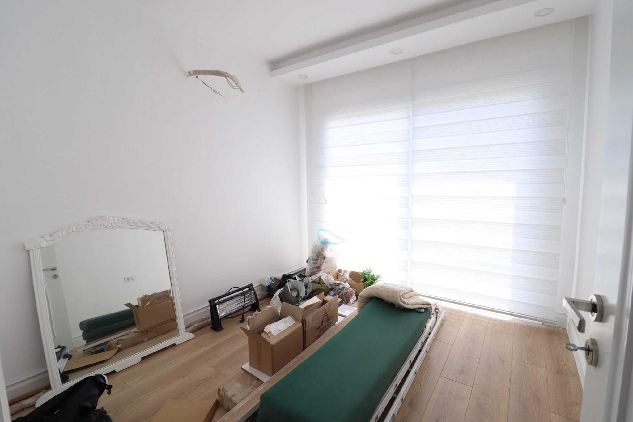 Mersin Silifke Narlıkuyu Denize Sıfır  Nazar Sitesi Satılık 4+1  Lüks Villa