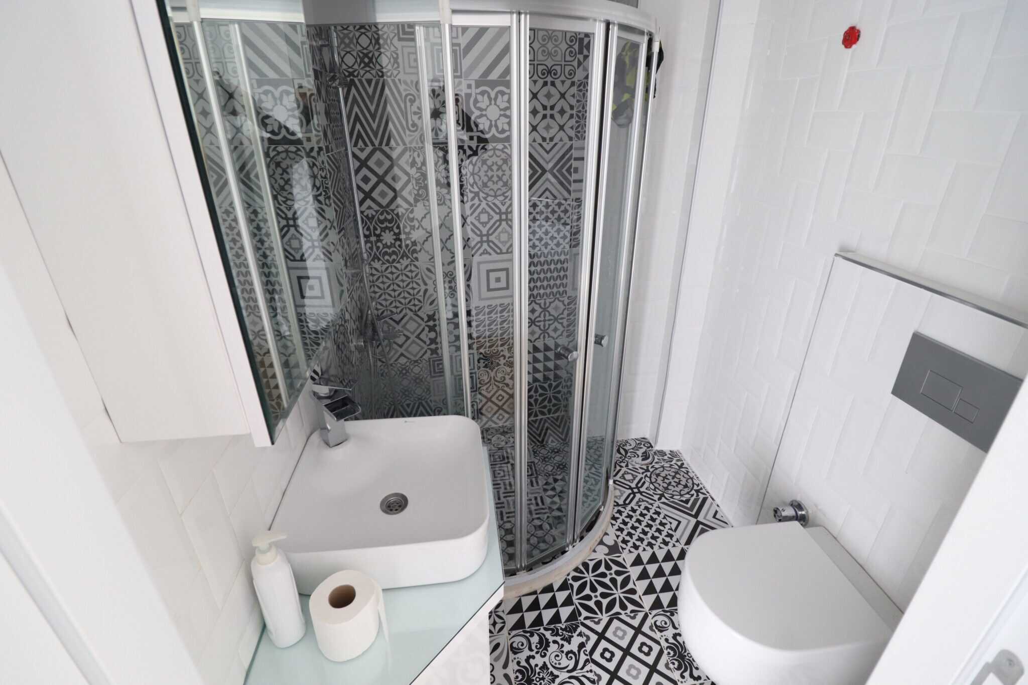 Mersin Silifke Narlıkuyu Denize Sıfır  Nazar Sitesi Satılık 4+1  Lüks Villa