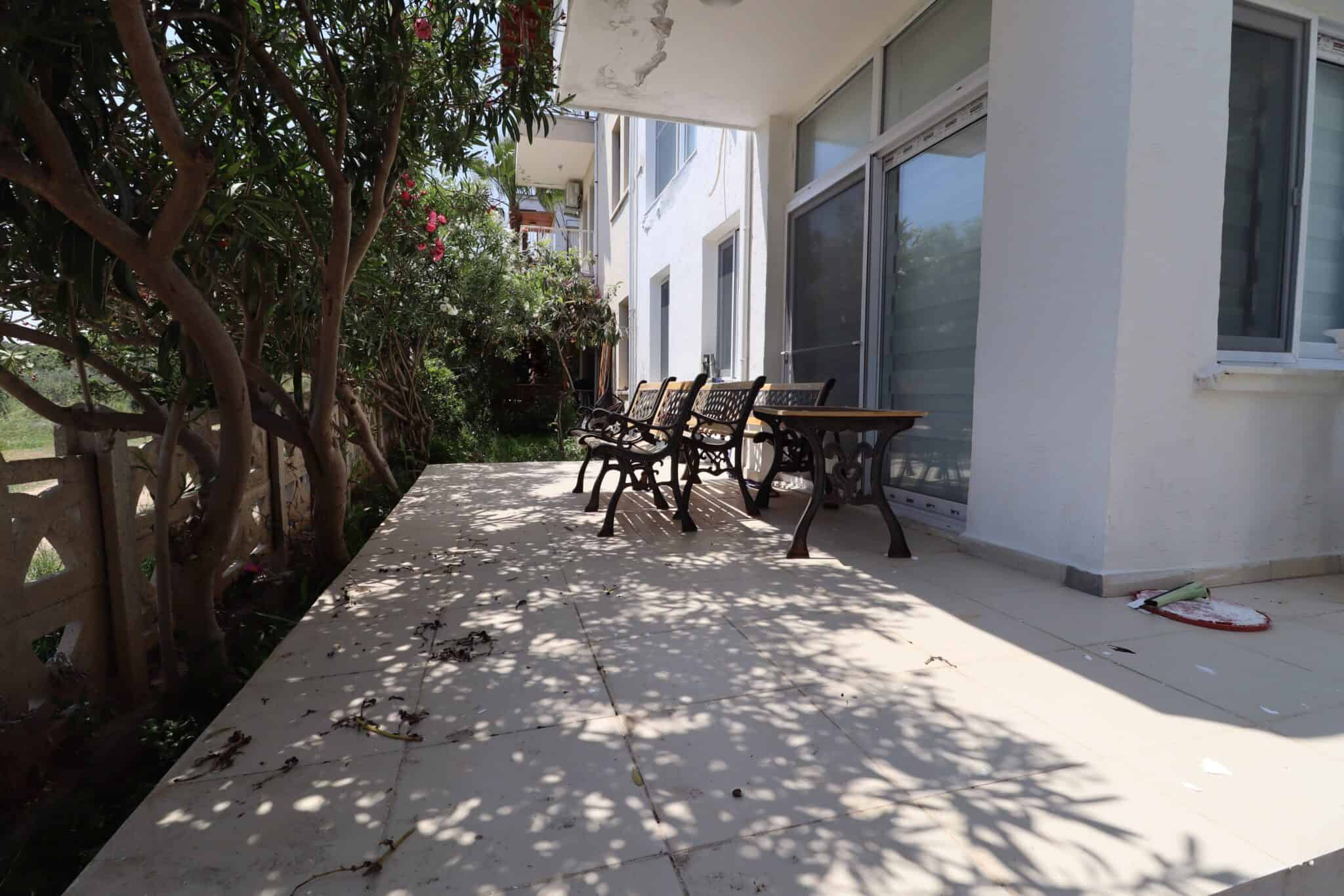 Mersin Silifke Narlıkuyu Denize Sıfır  Nazar Sitesi Satılık 4+1  Lüks Villa