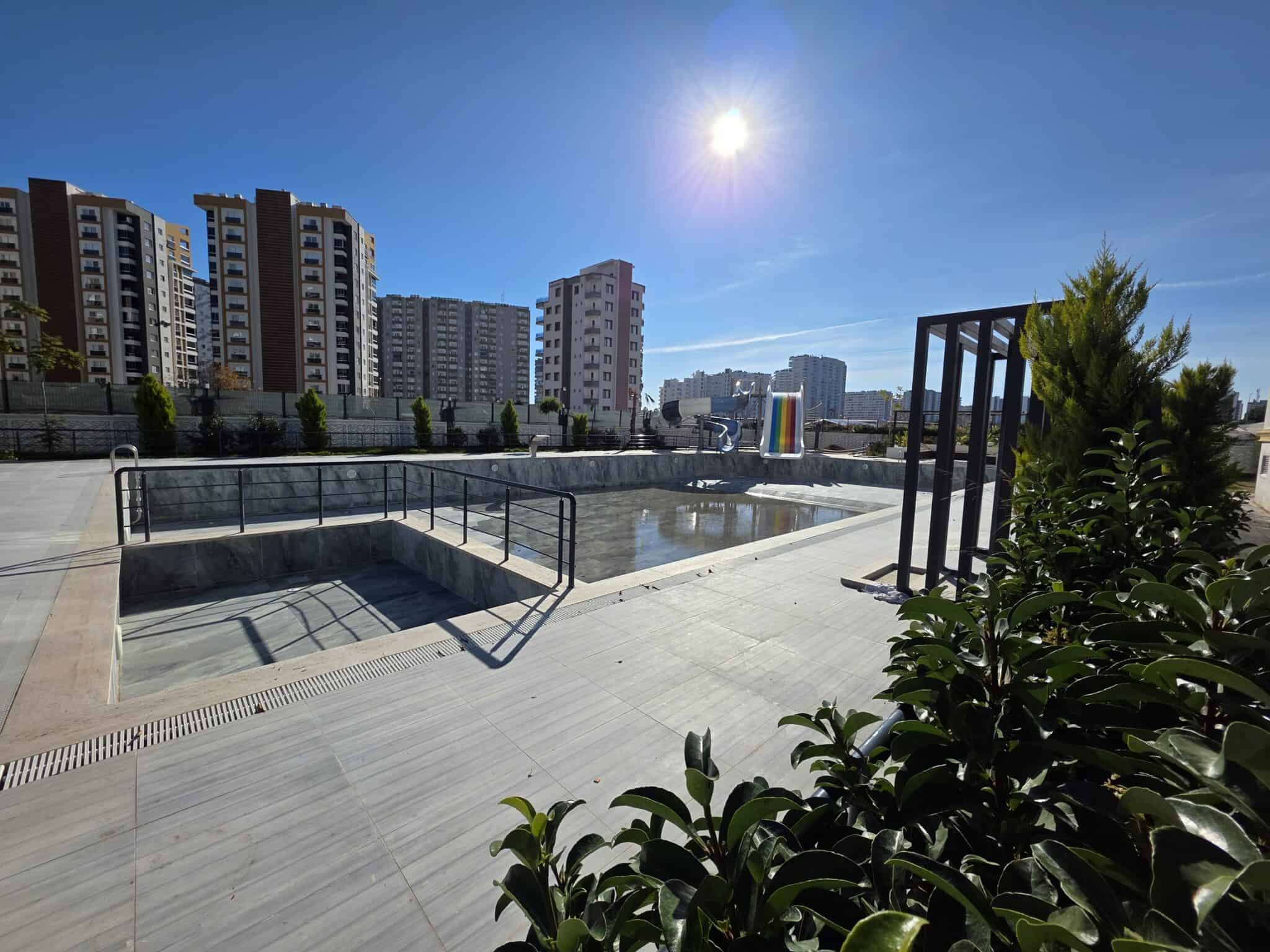 Perfect Life 1, Erdemli, Mersin – Großzügige 1+1-Wohnung zu verkaufen
