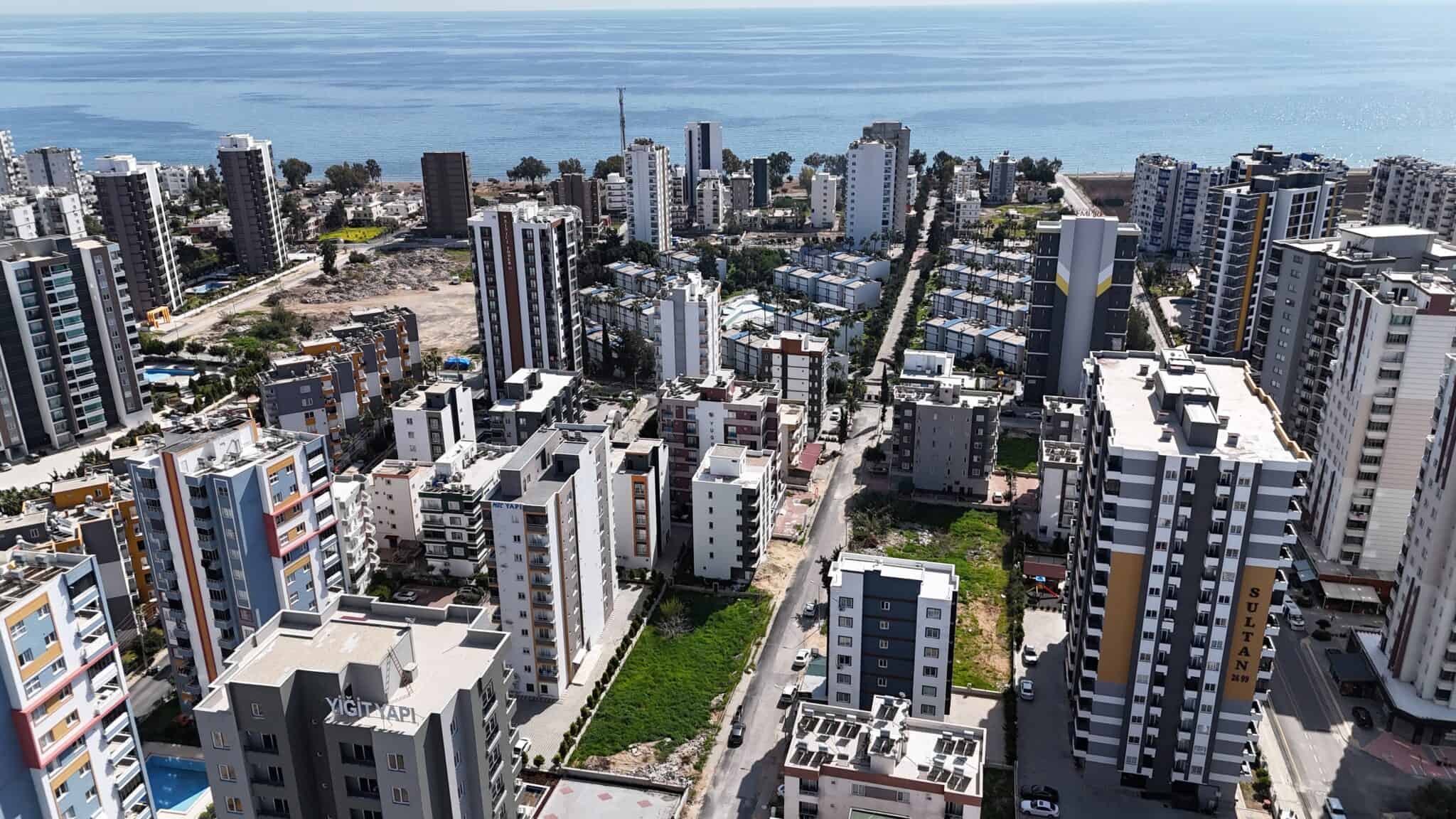 Земельный участок на продажу недалеко от моря в Мезитли-Тедже, Мерсин