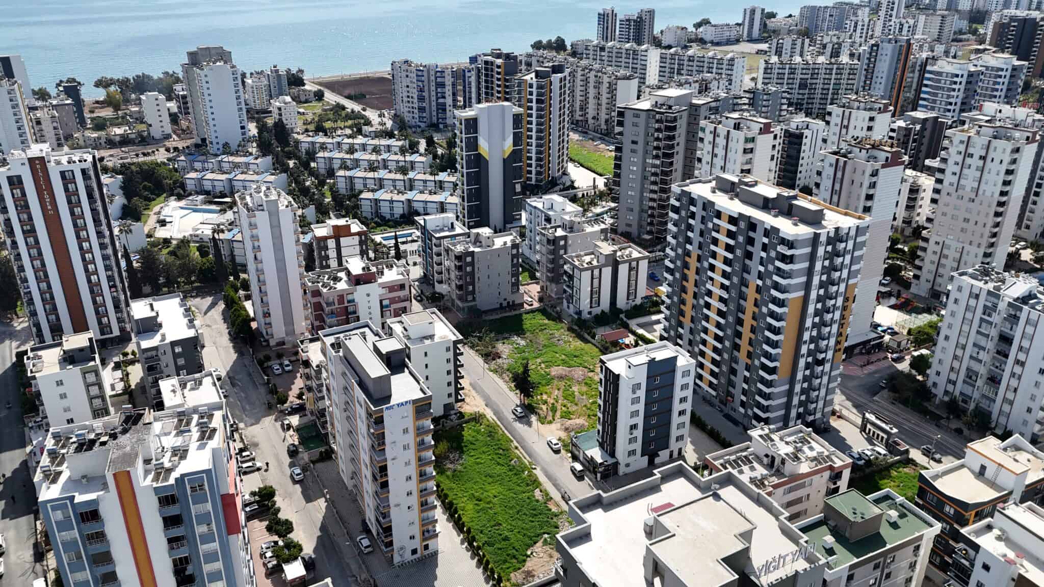 Земельный участок на продажу недалеко от моря в Мезитли-Тедже, Мерсин