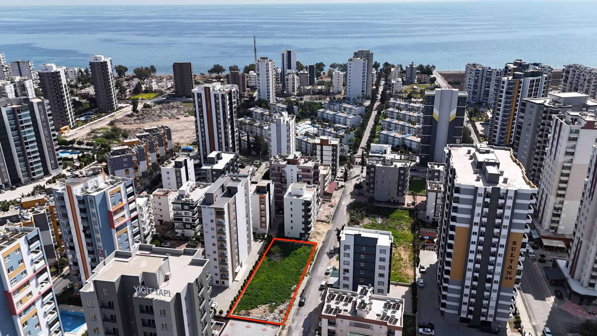 Земельный участок на продажу недалеко от моря в Мезитли-Тедже, Мерсин