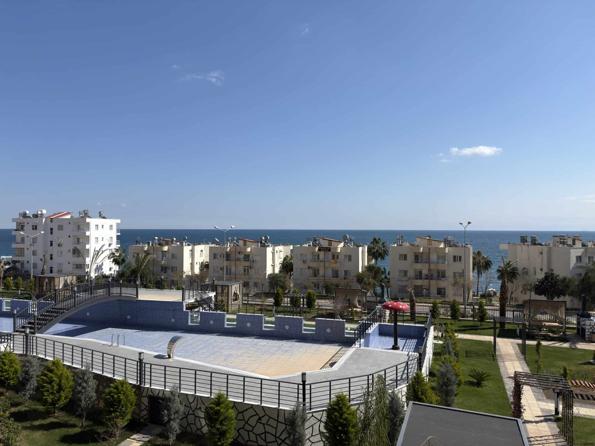 Mersin Erdemli Ayaş Alim Palace 1+1 appartement te koop - Investeringskans - Zeezicht
