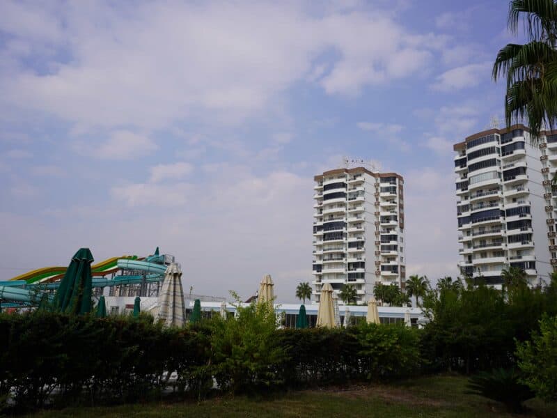 Mersin Erdemli Çeşmeli Liparis SunCity Satılık 1+1 Daire