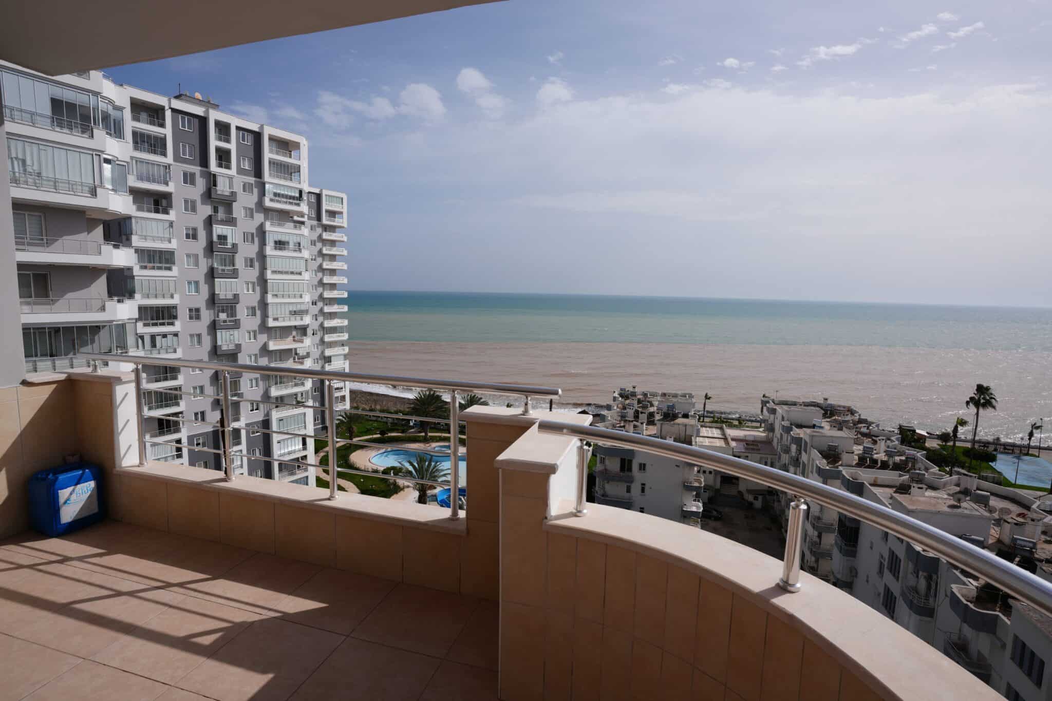 MERSİN ERDEMLİ DENİZE SIFIR ALATAPARK SİTESİ 4+1 SATILIK DAİRE