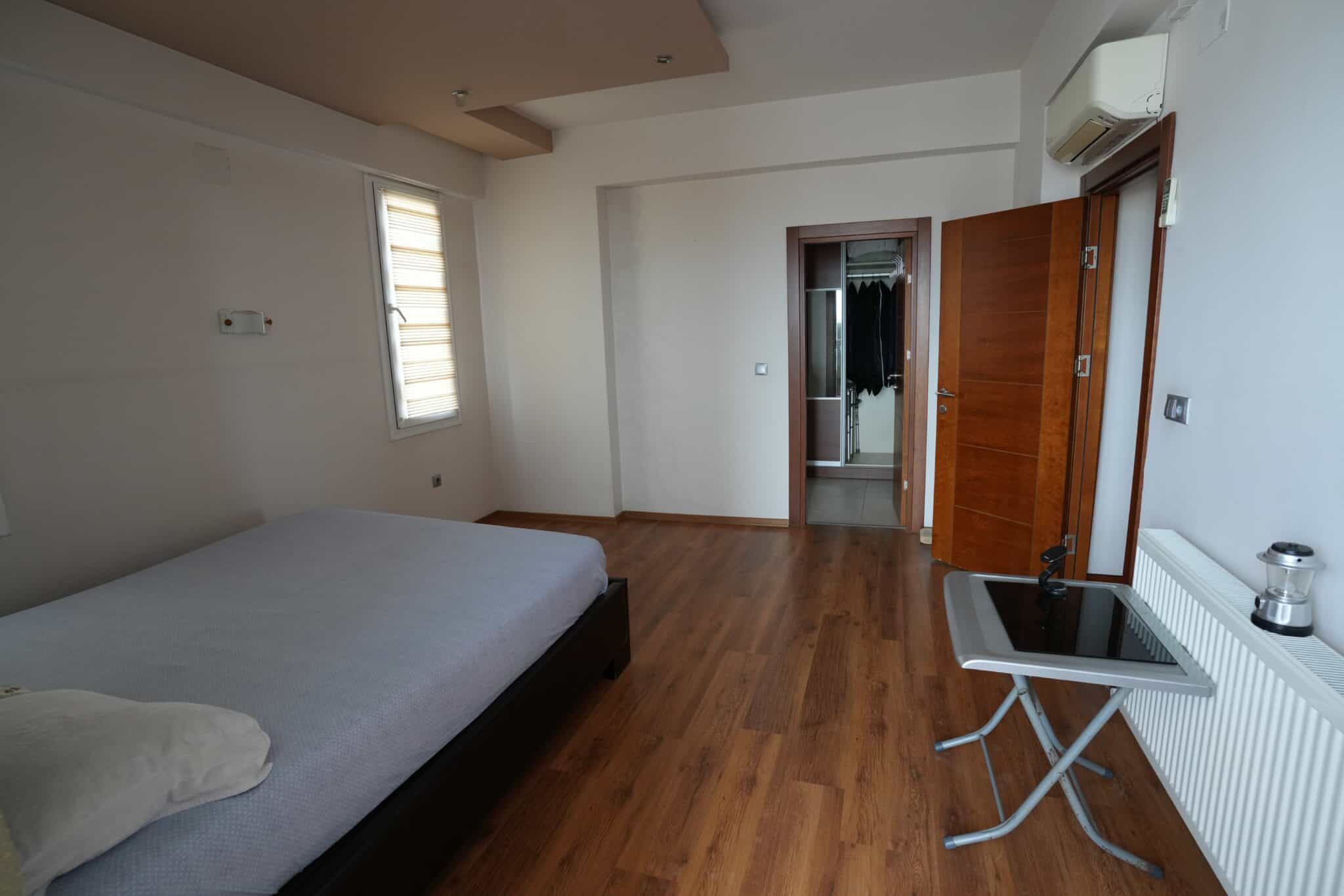 MERSİN ERDEMLİ DENİZE SIFIR ALATAPARK SİTESİ 4+1 SATILIK DAİRE