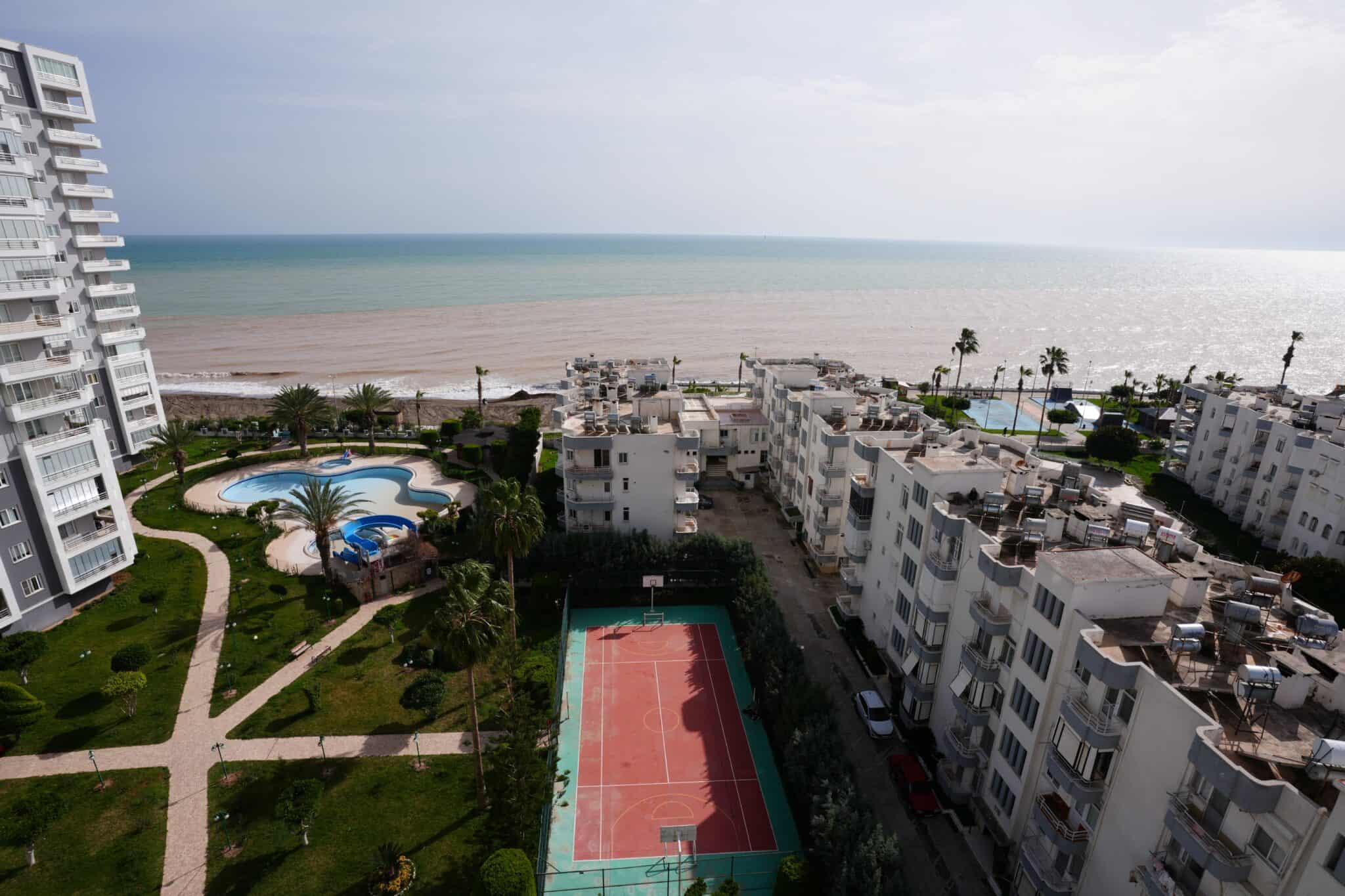 MERSİN ERDEMLİ DENİZE SIFIR ALATAPARK SİTESİ 4+1 SATILIK DAİRE